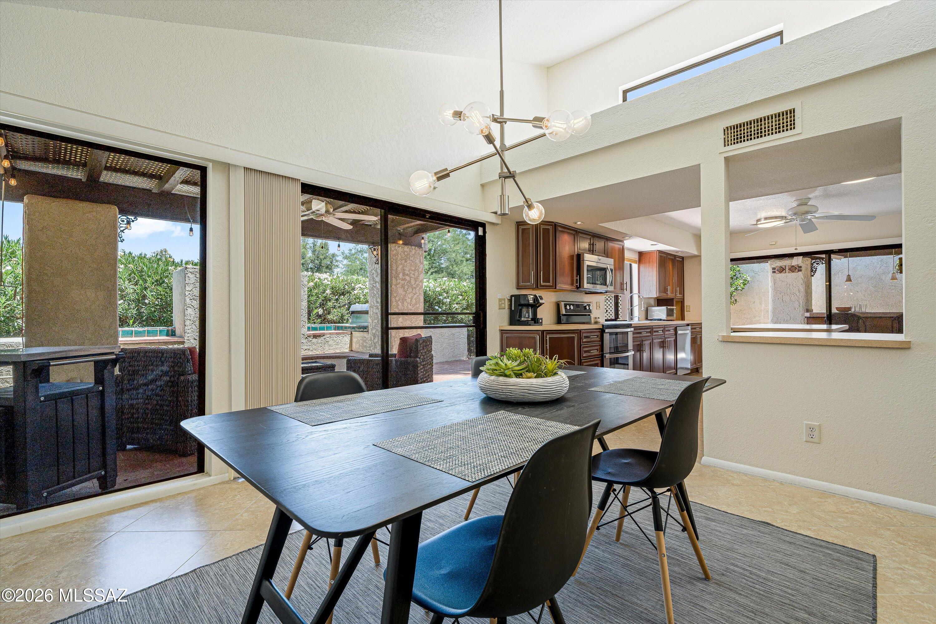 Villa Del Rio (1-148) - Residential