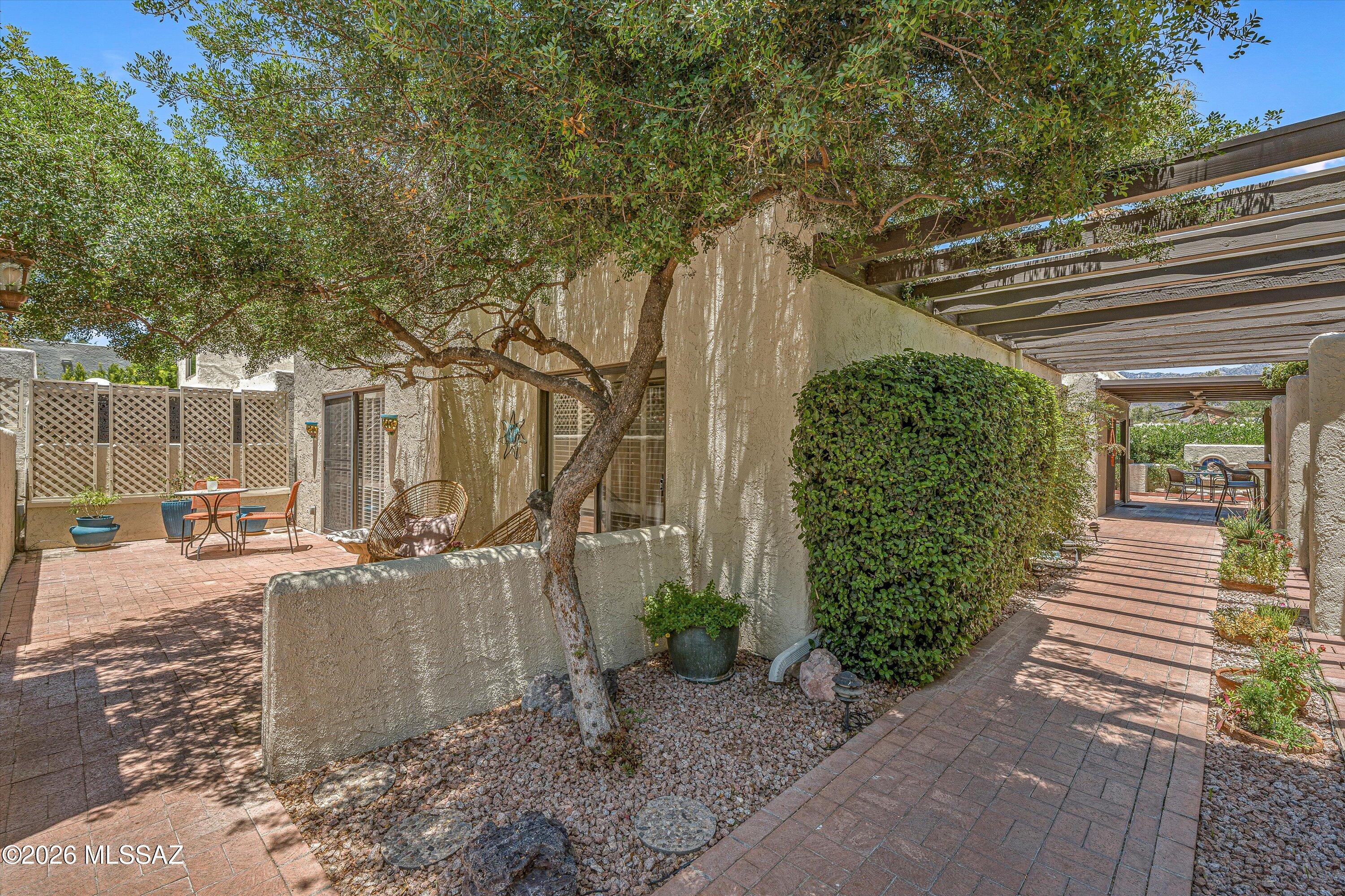 Villa Del Rio (1-148) - Residential