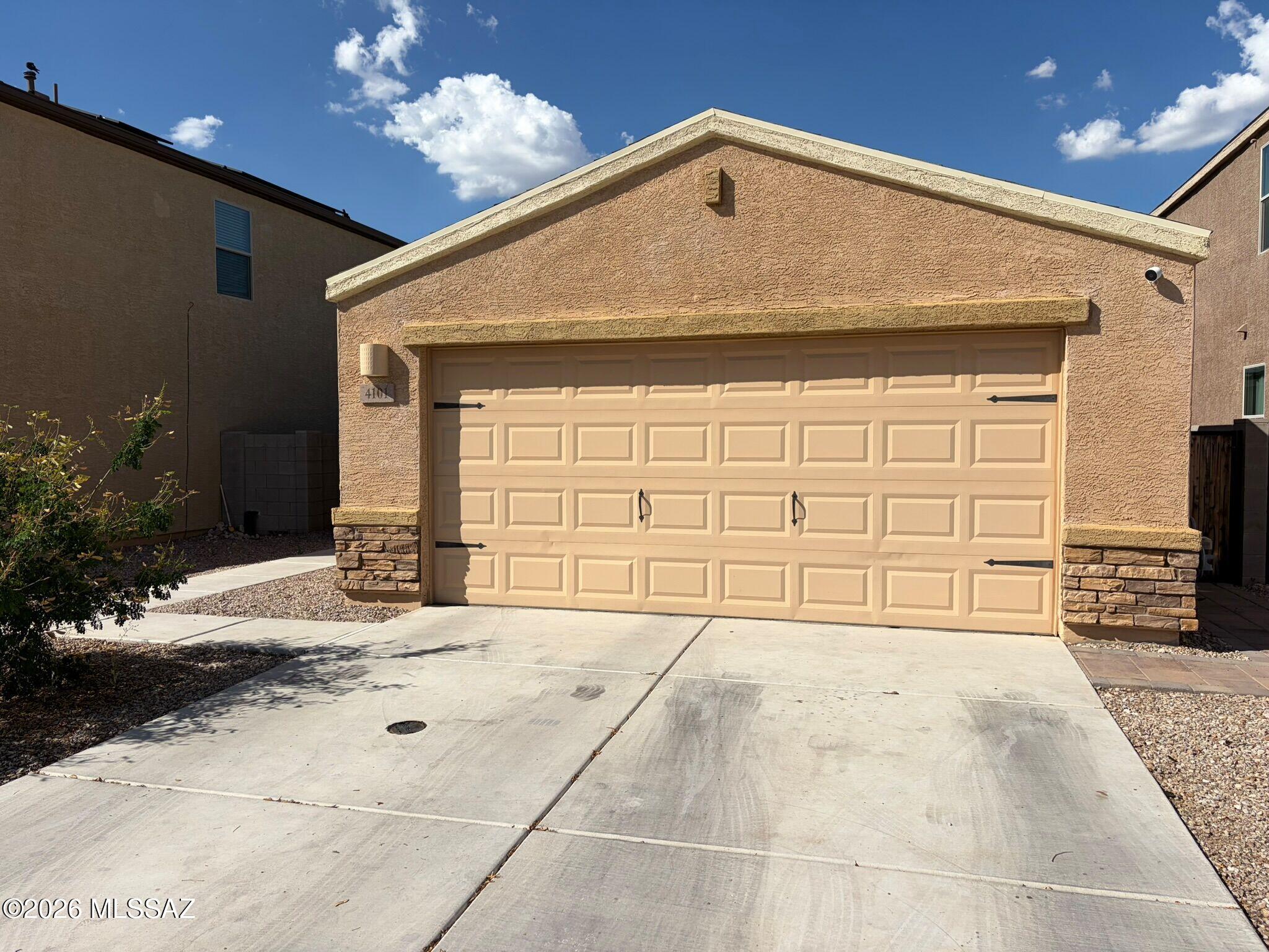 Cantera - Residential Lease
