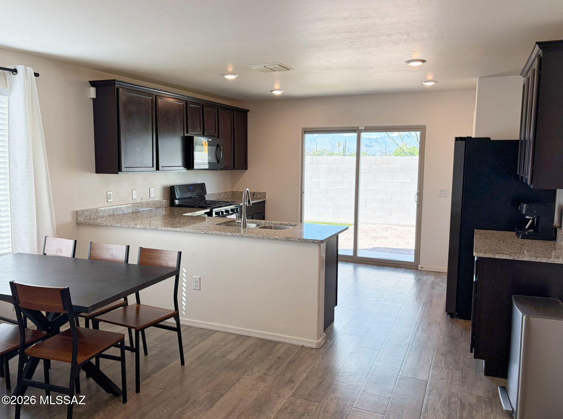 Cantera - Residential Lease