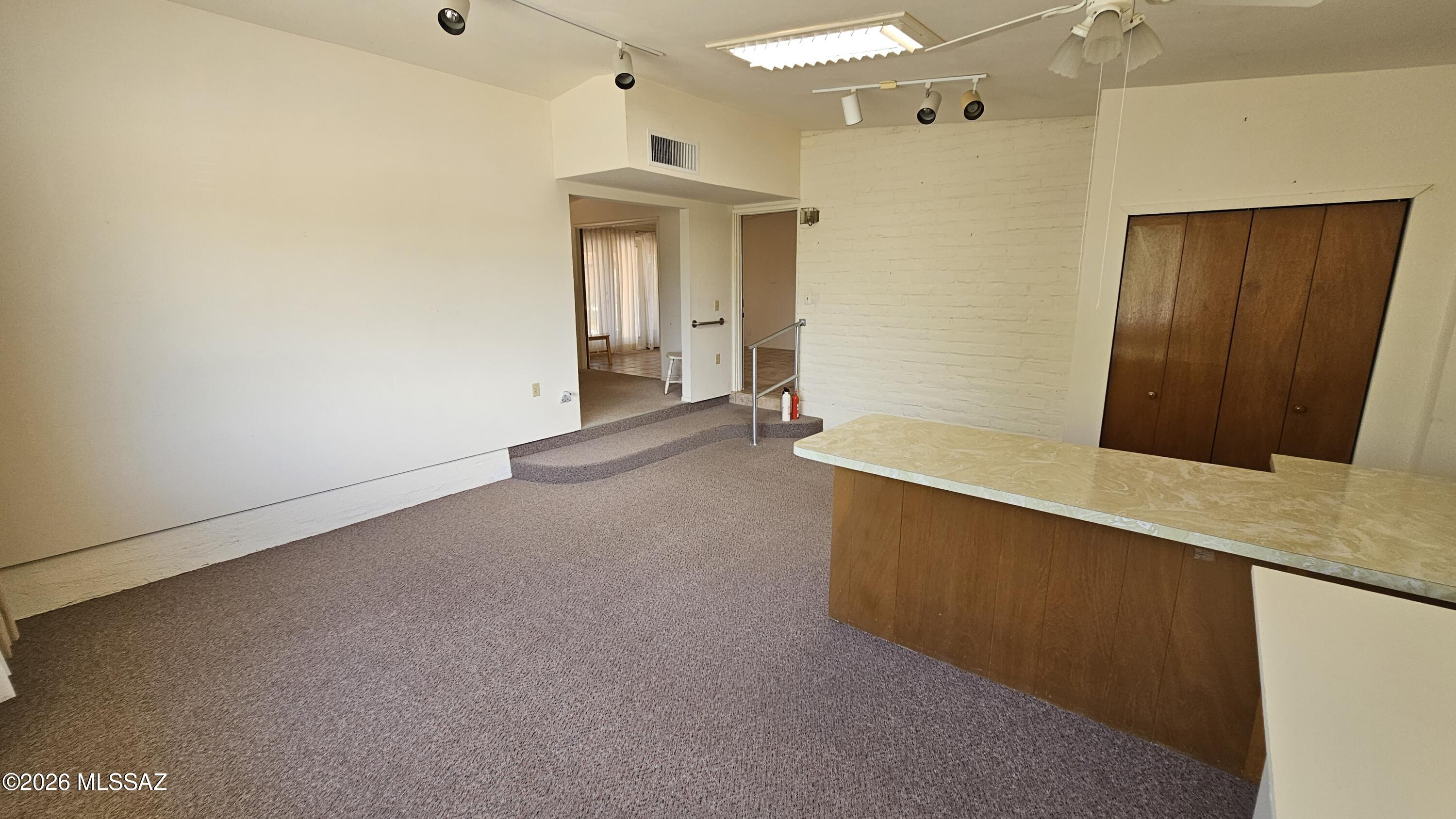 Teresa Terrace (1-28) - Residential