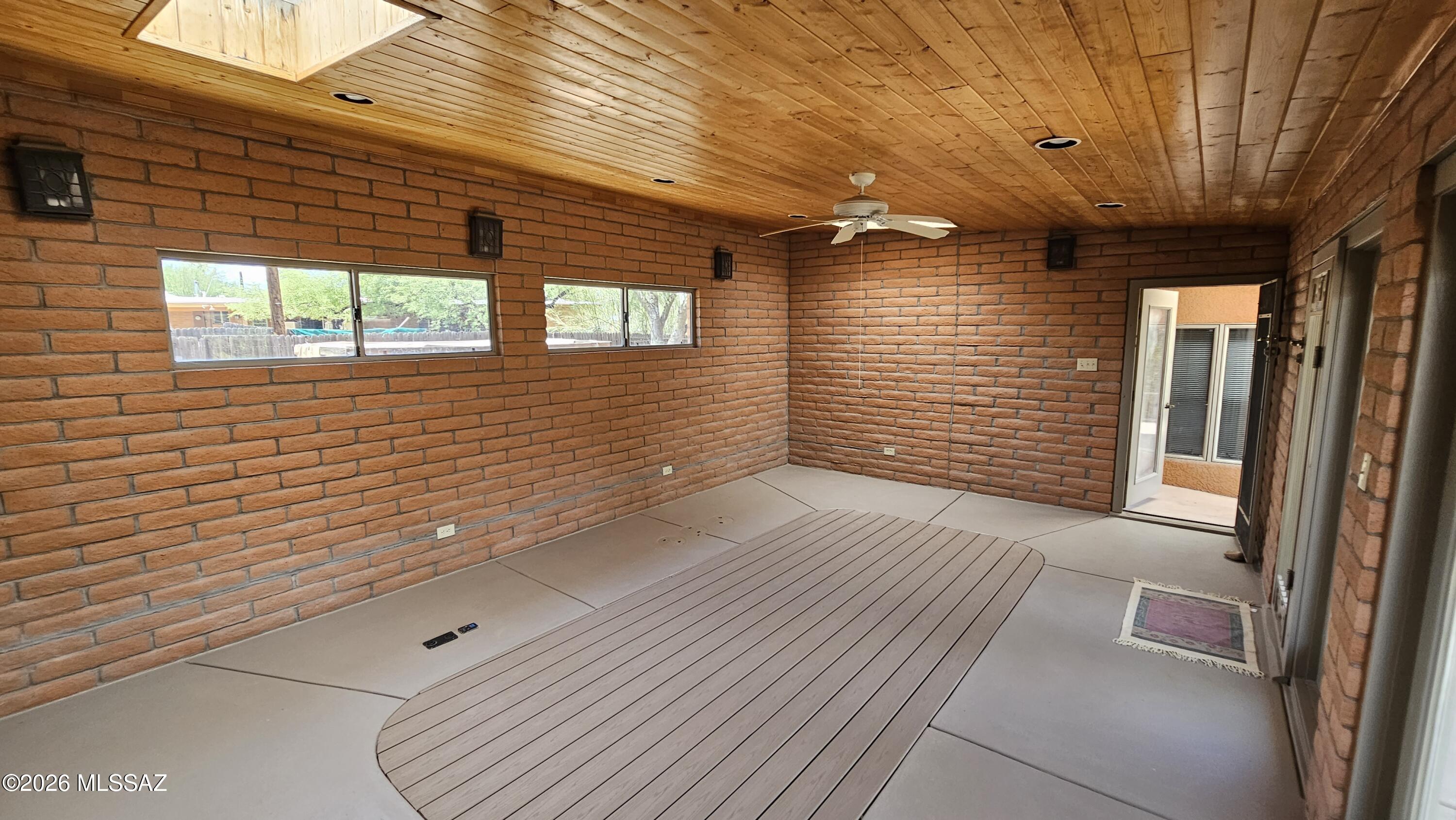 Teresa Terrace (1-28) - Residential