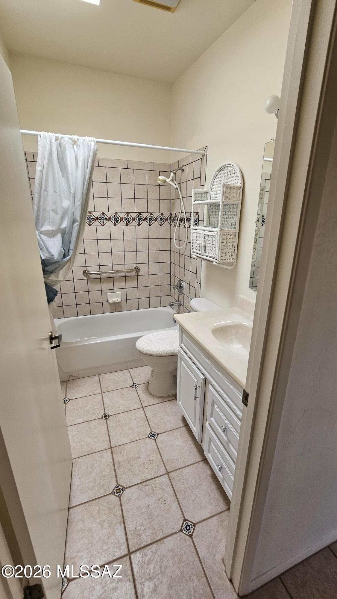 Teresa Terrace (1-28) - Residential