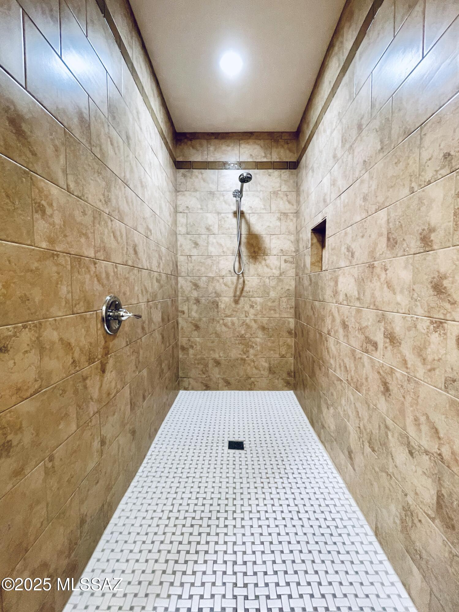 La Cebadilla Estates (1-161) - Residential Lease