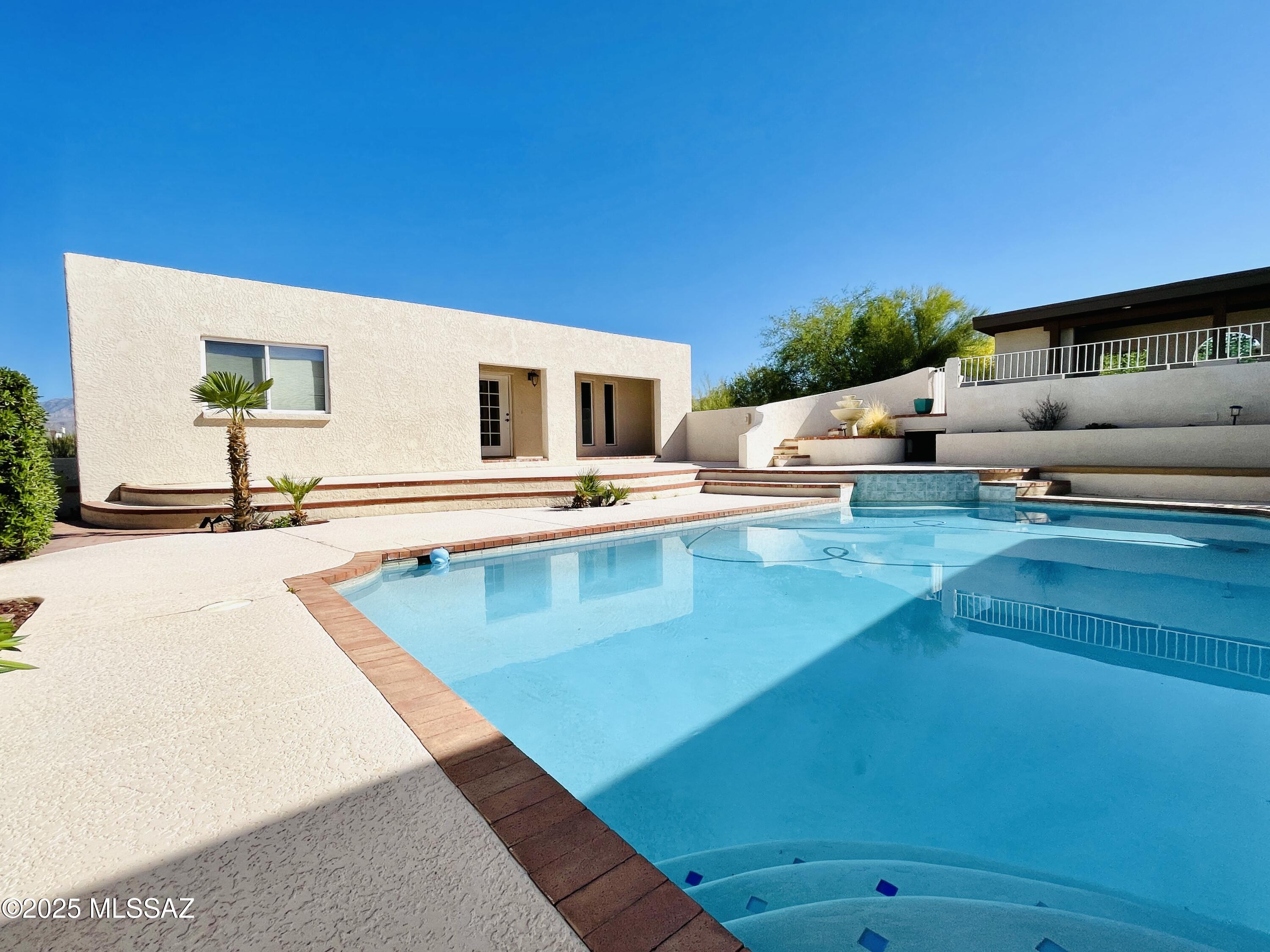 La Cebadilla Estates (1-161) - Residential Lease