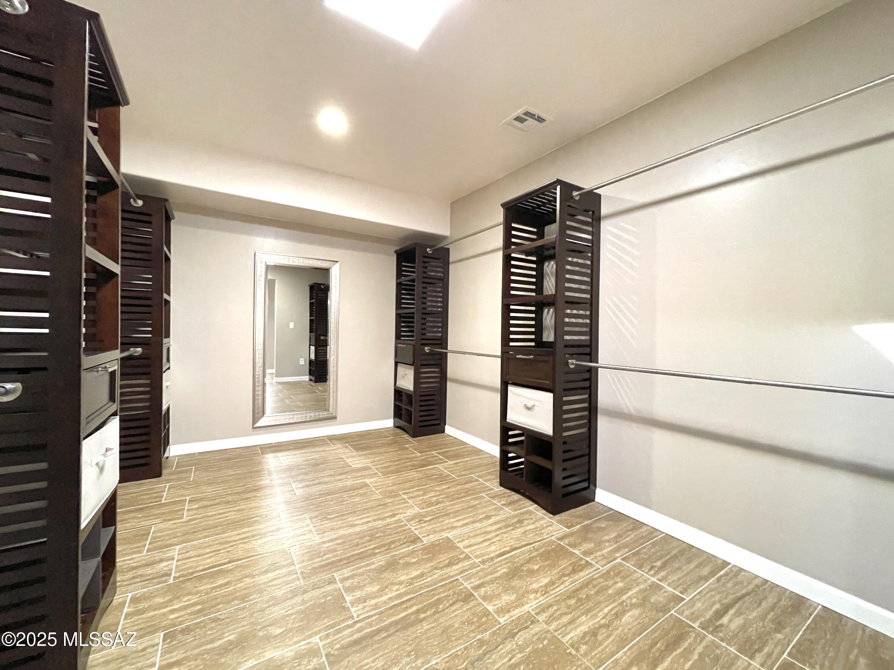 La Cebadilla Estates (1-161) - Residential Lease