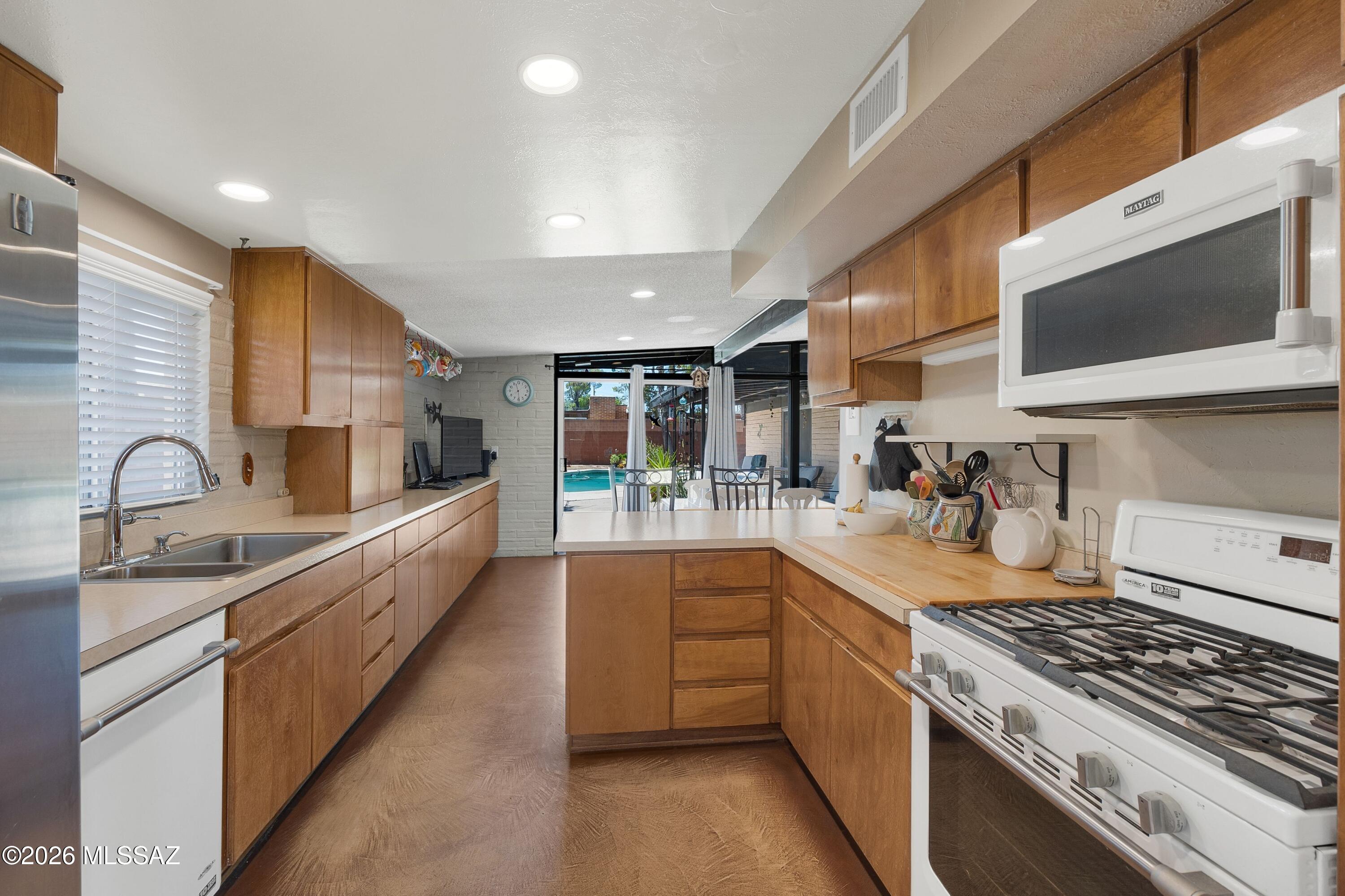 Windsor Park (1-55) - Residential