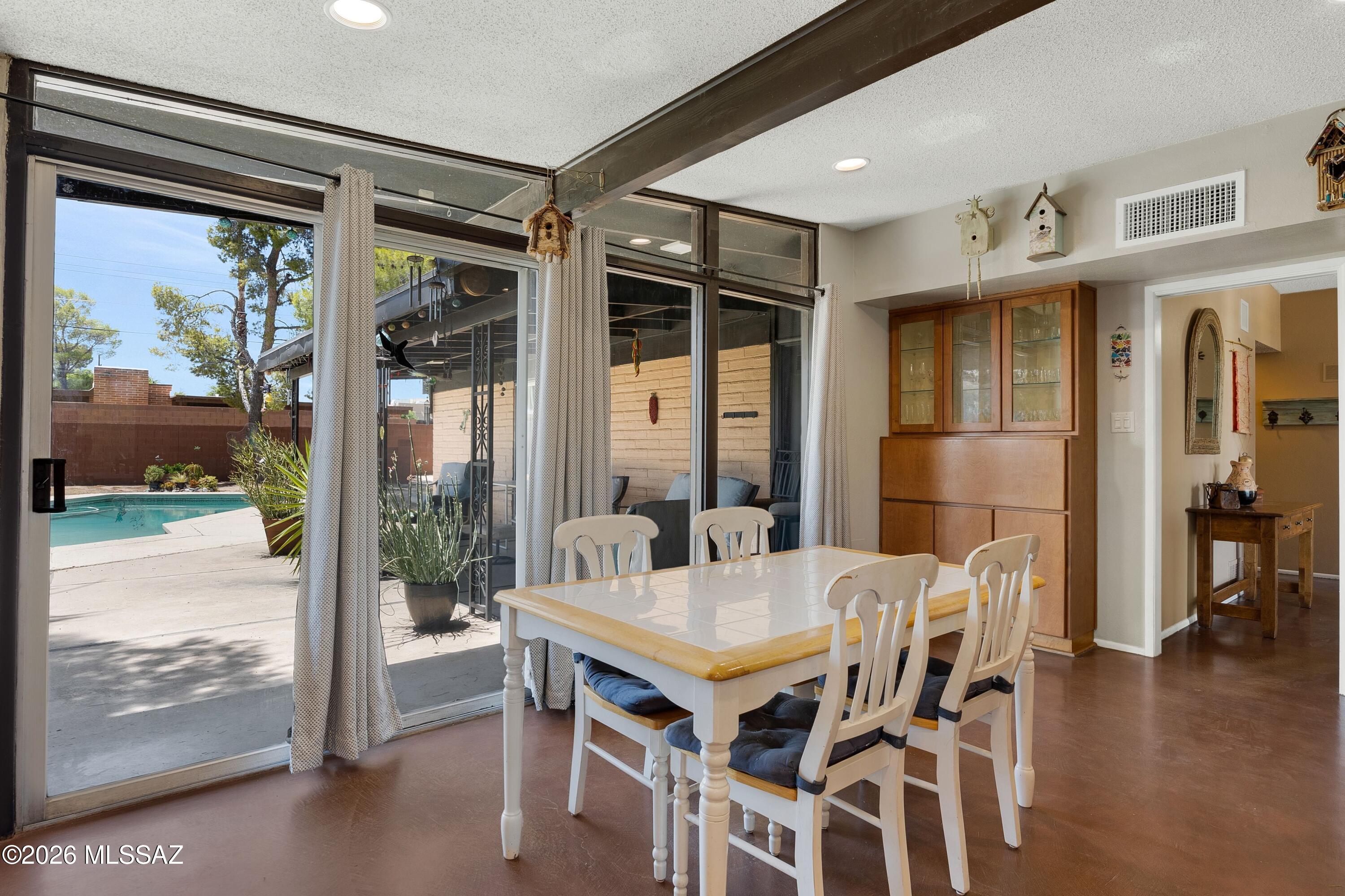 Windsor Park (1-55) - Residential