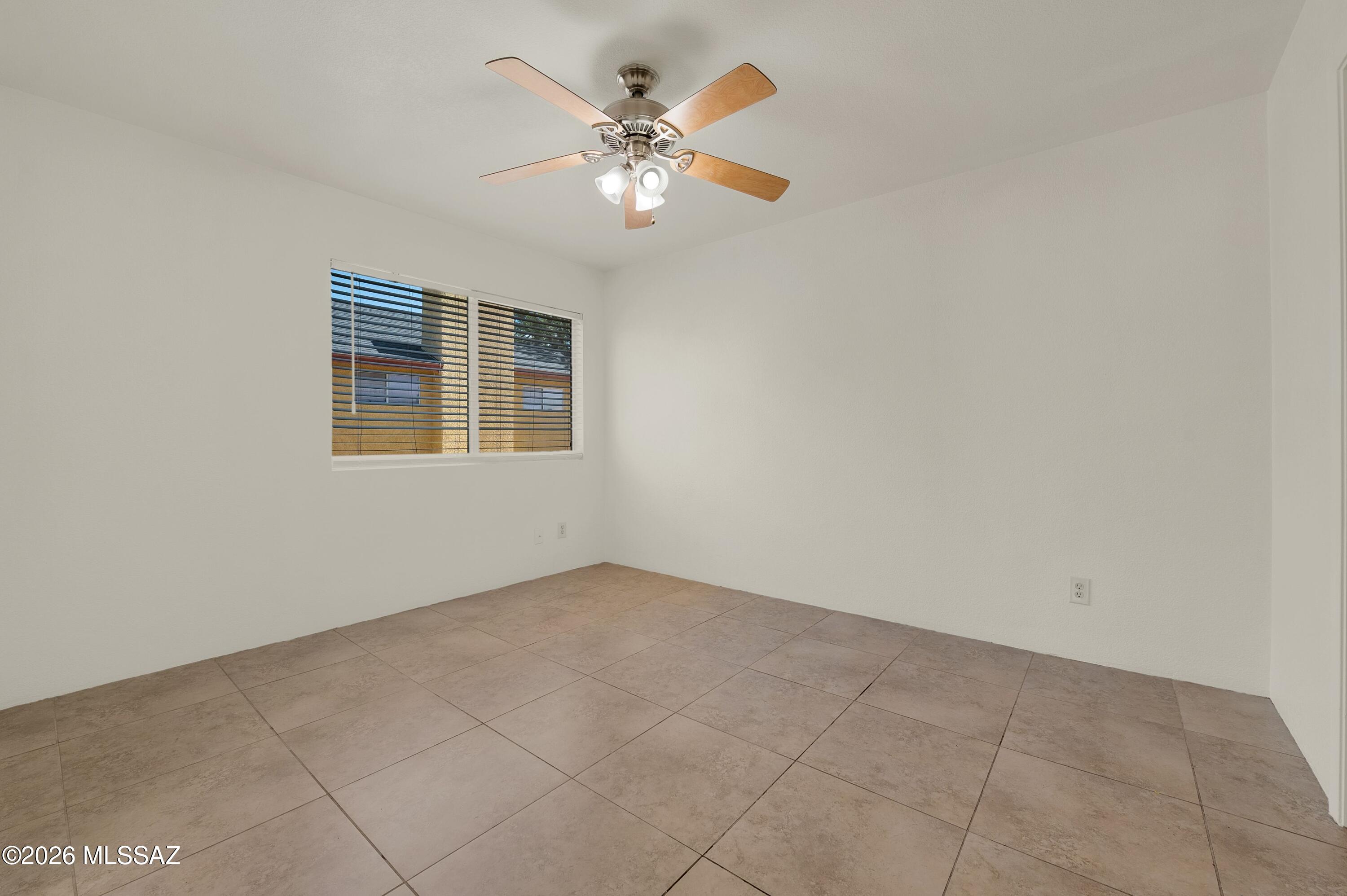 Mission West (1-370) - Residential