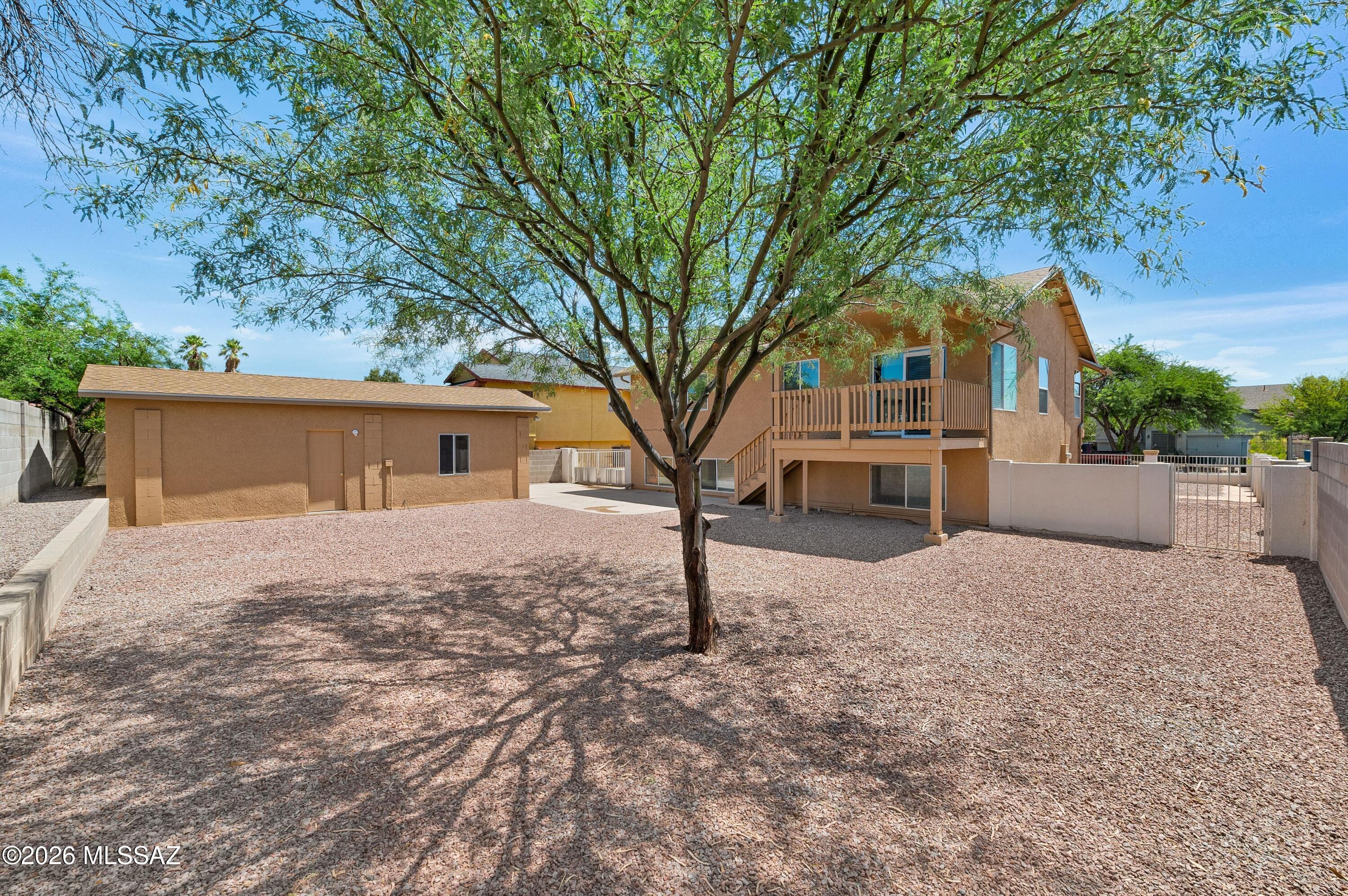 Mission West (1-370) - Residential