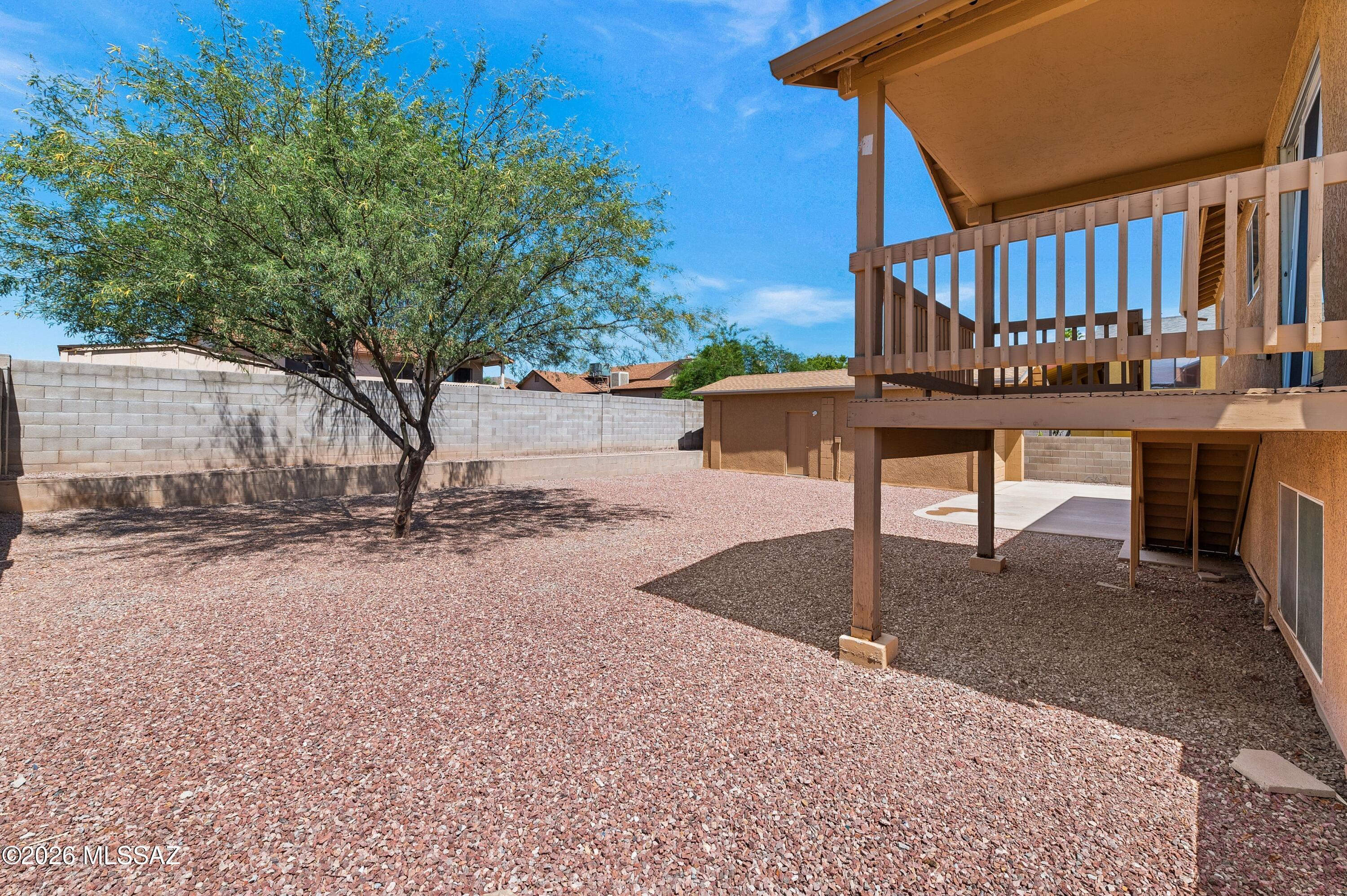Mission West (1-370) - Residential