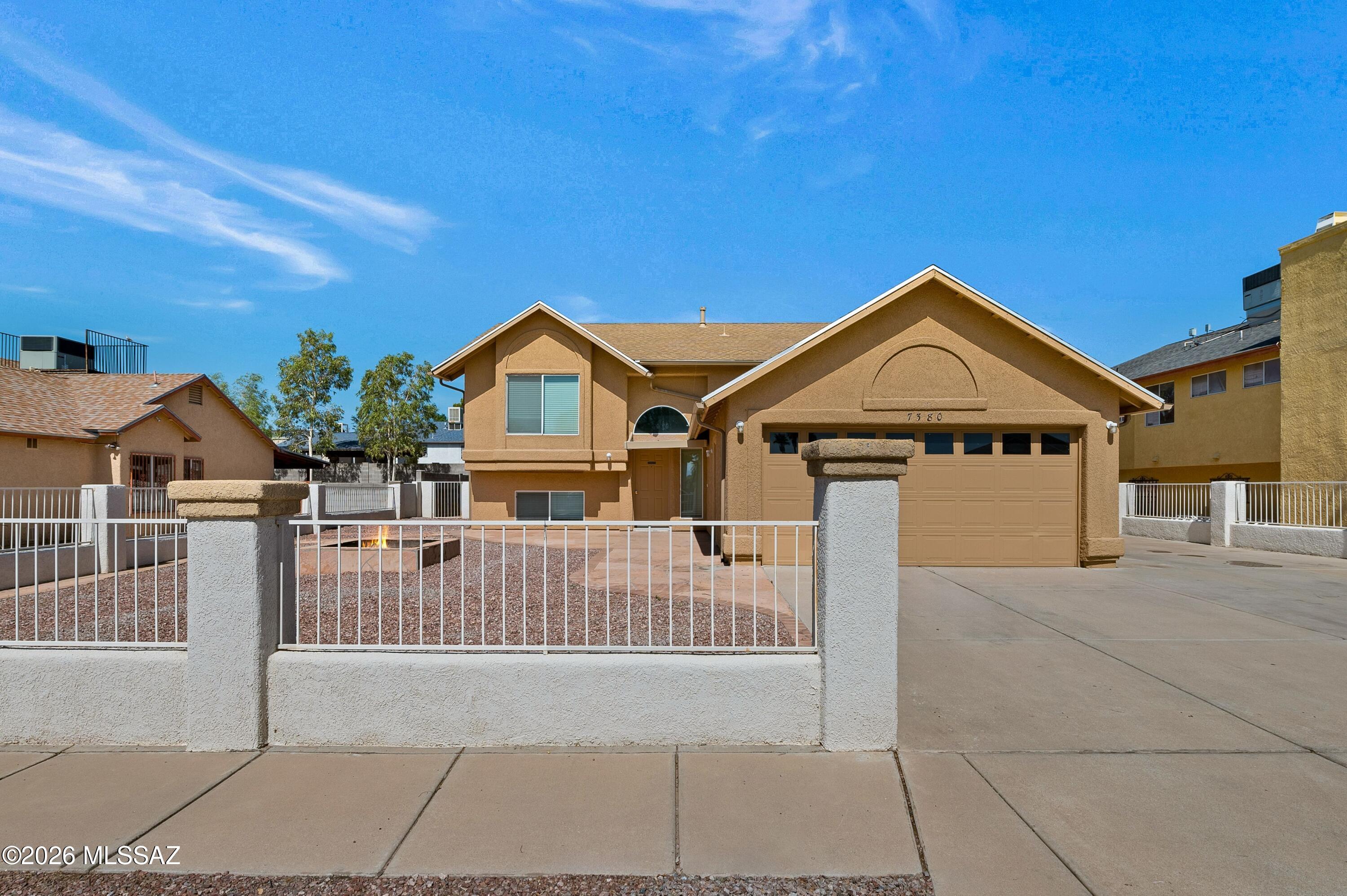 Mission West (1-370) - Residential