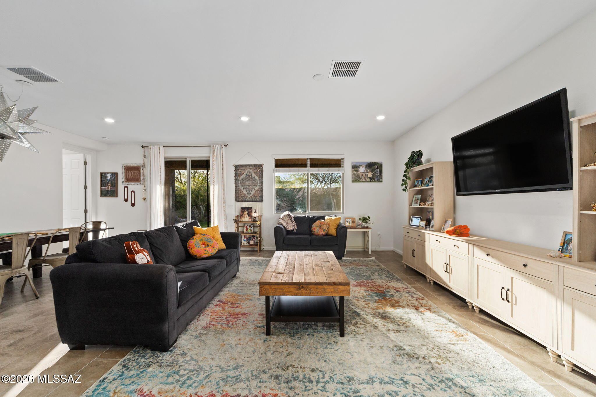 The Vistas At Rincon Knolls SQ20152600506 - Residential