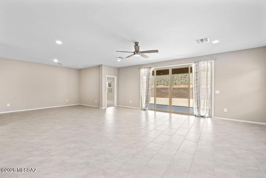 Saguaro Bloom 7B - Residential