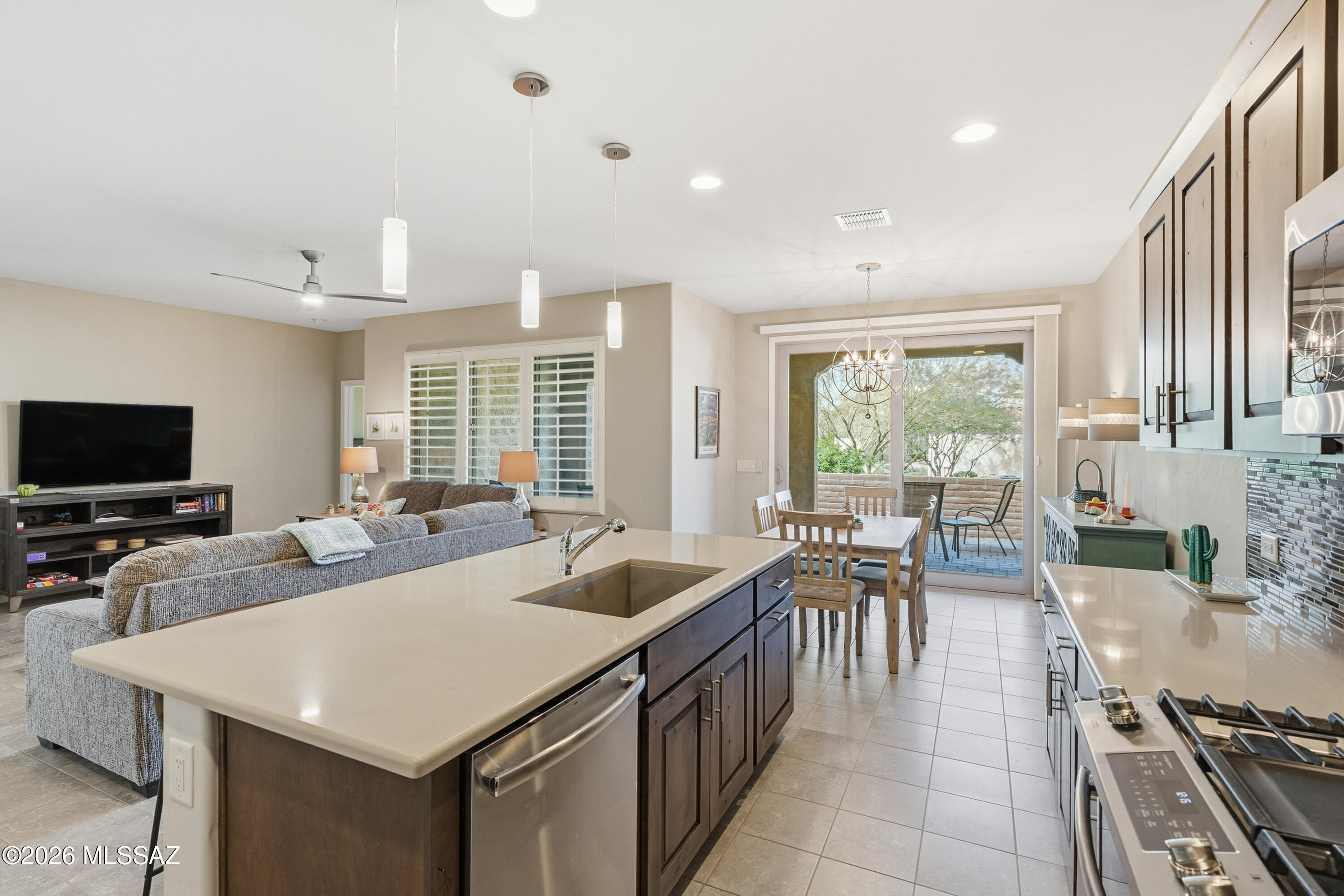 Quail Creek II Unit 33B SQ20161810746 - Residential