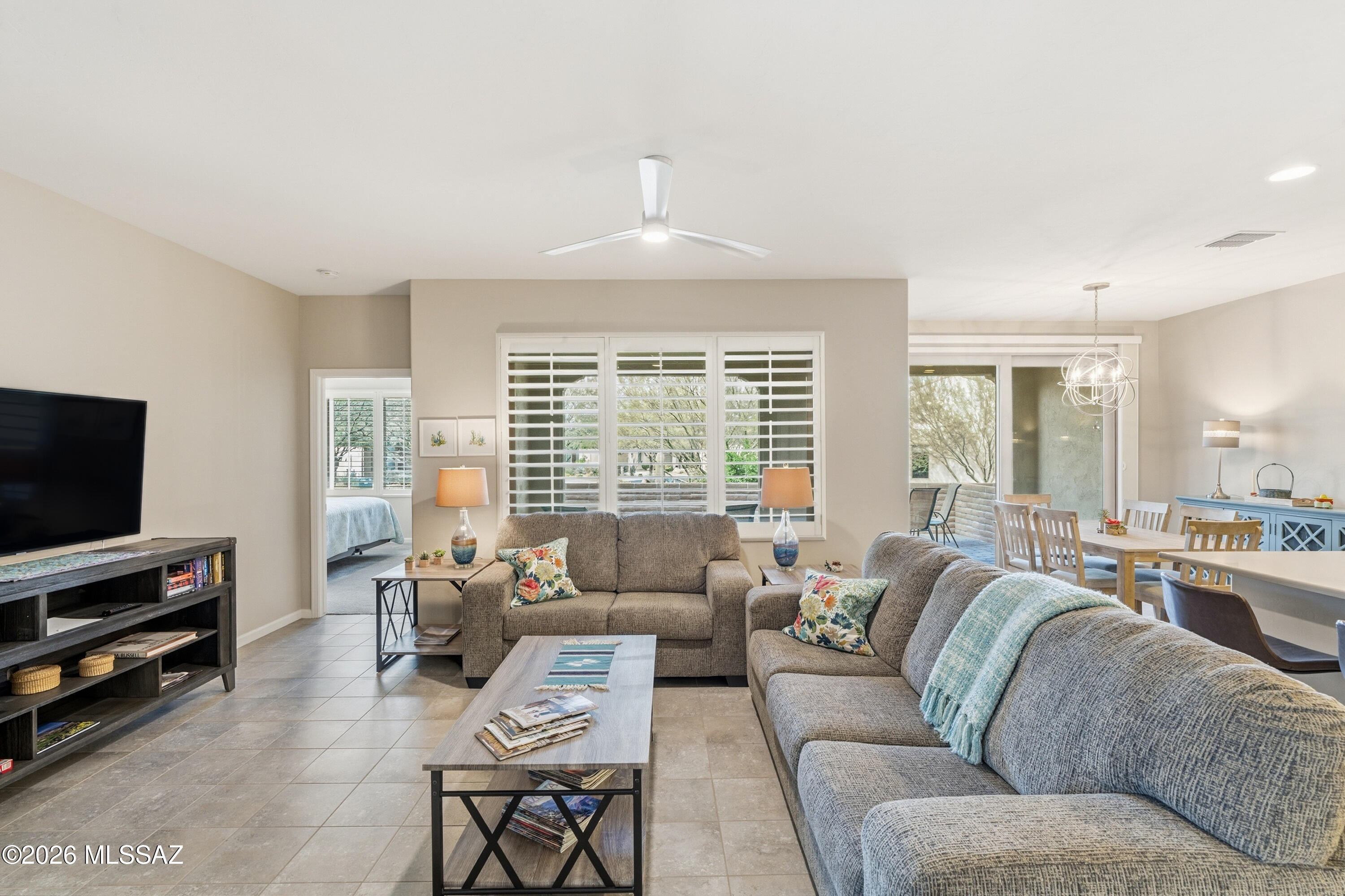 Quail Creek II Unit 33B SQ20161810746 - Residential
