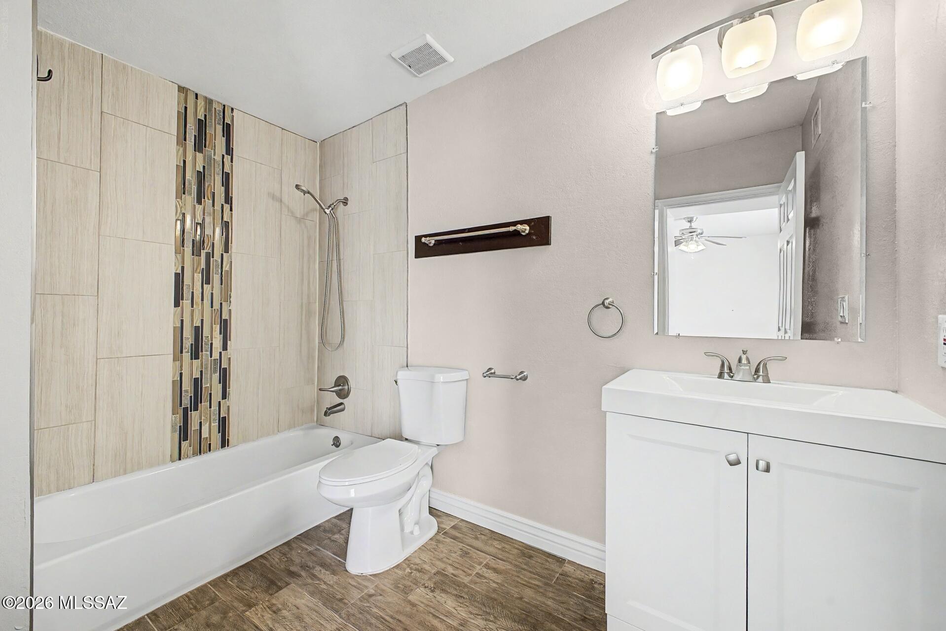 Menlo Park Parade Of Homes (1-40) - Residential