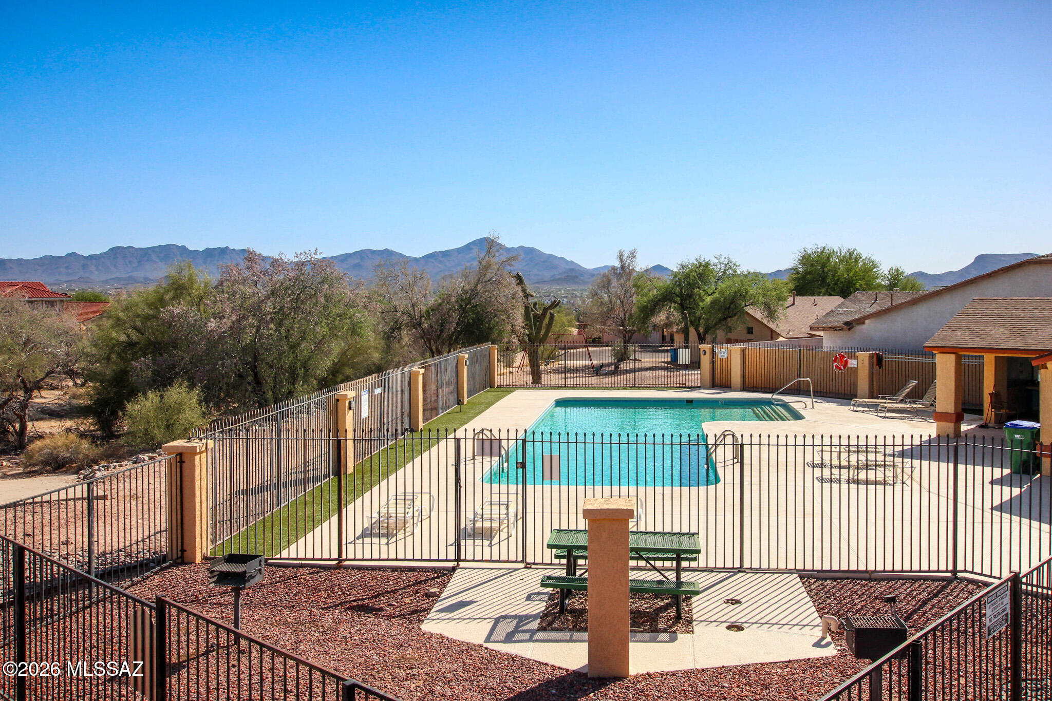 Country Highlands (1-180) - Residential