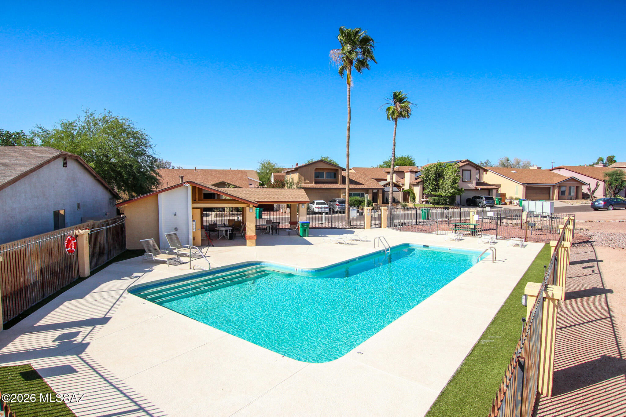 Country Highlands (1-180) - Residential