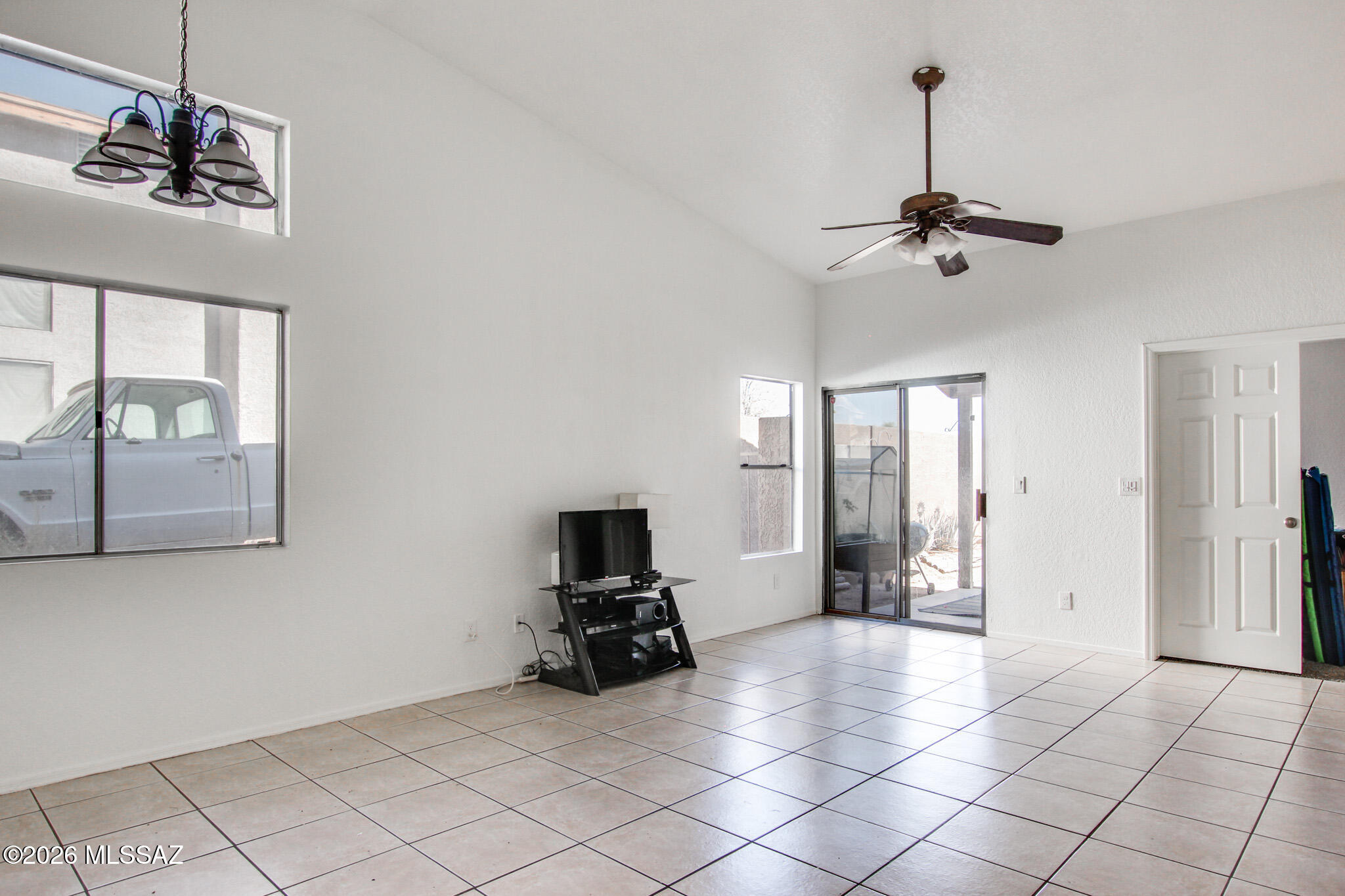 Country Highlands (1-180) - Residential