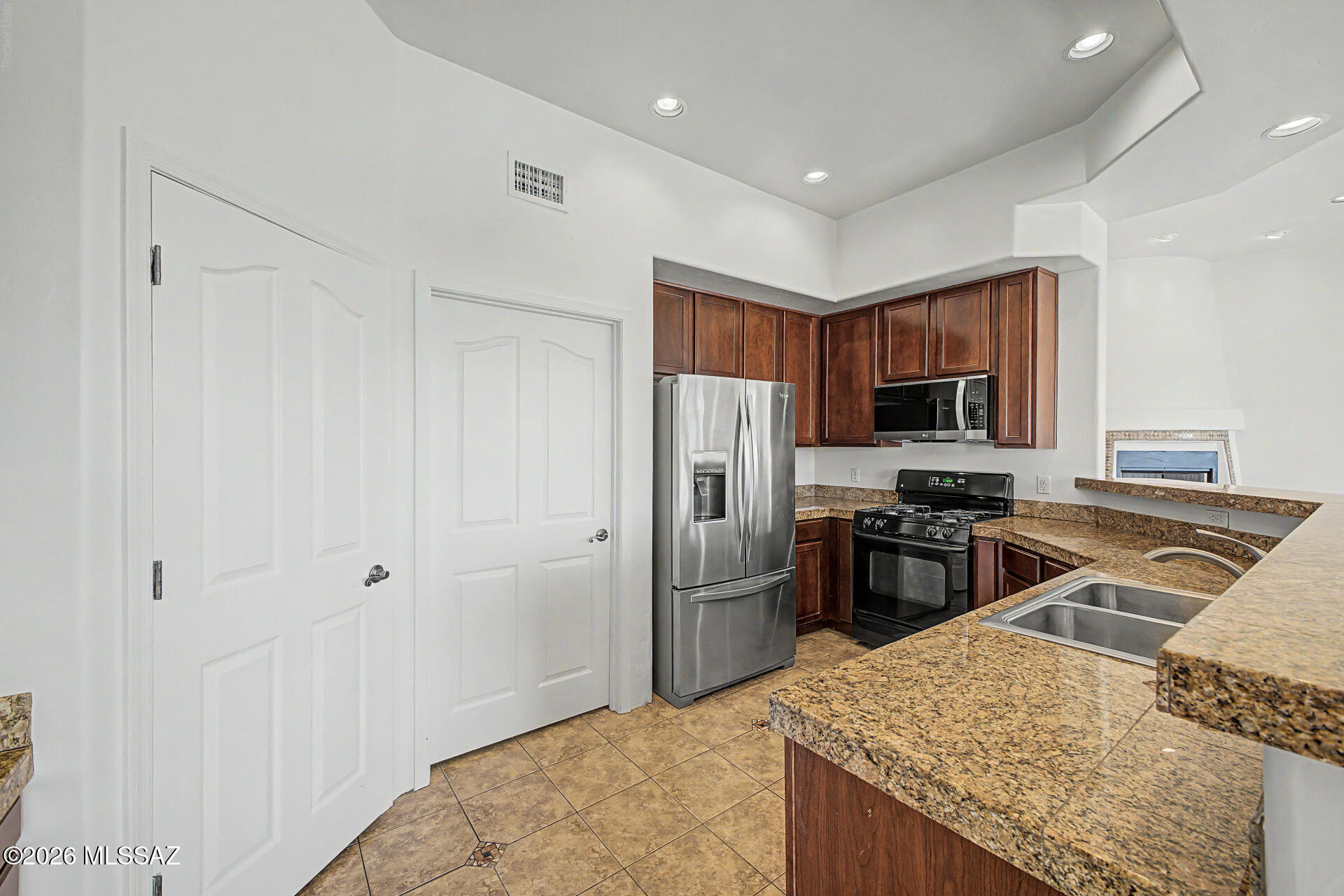 Rincon Trails (1-505) - Residential