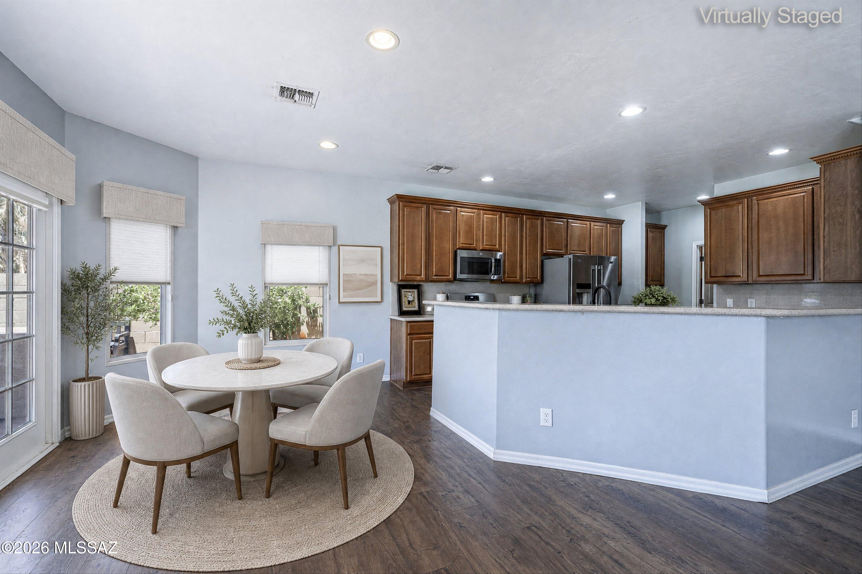 Black Horse (1-411) - Residential