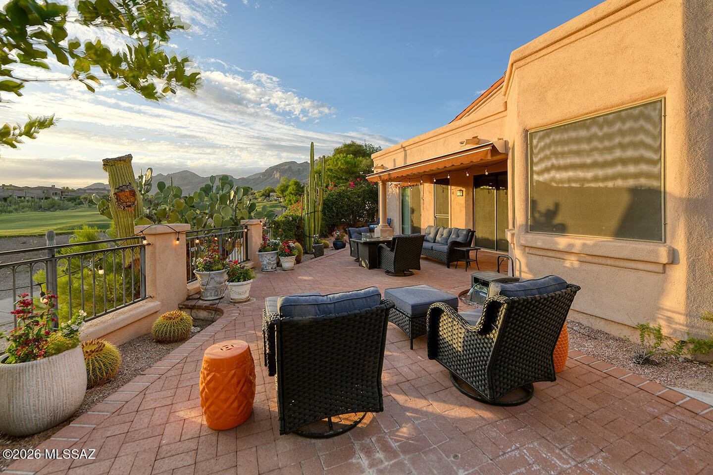 Paloma Del Sol (1-50) - Residential