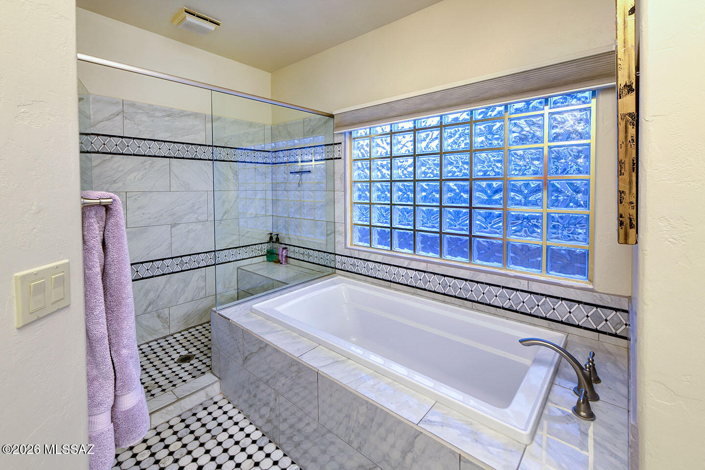 Paloma Del Sol (1-50) - Residential