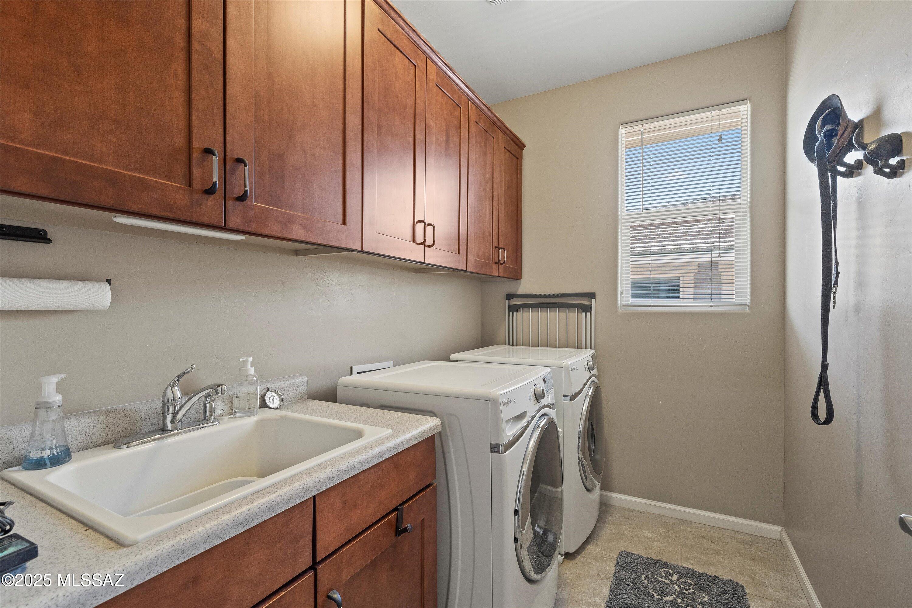 Golden Barrel Place At Dove Mountain SQ20141710079 - Residential