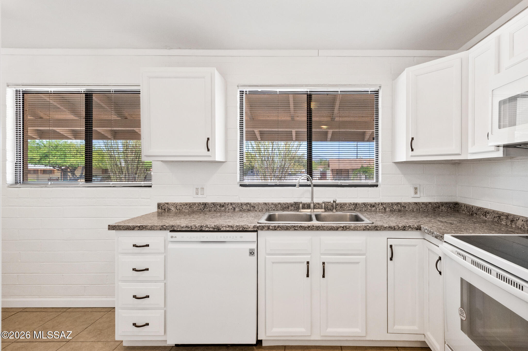 Miramonte Terr - Residential