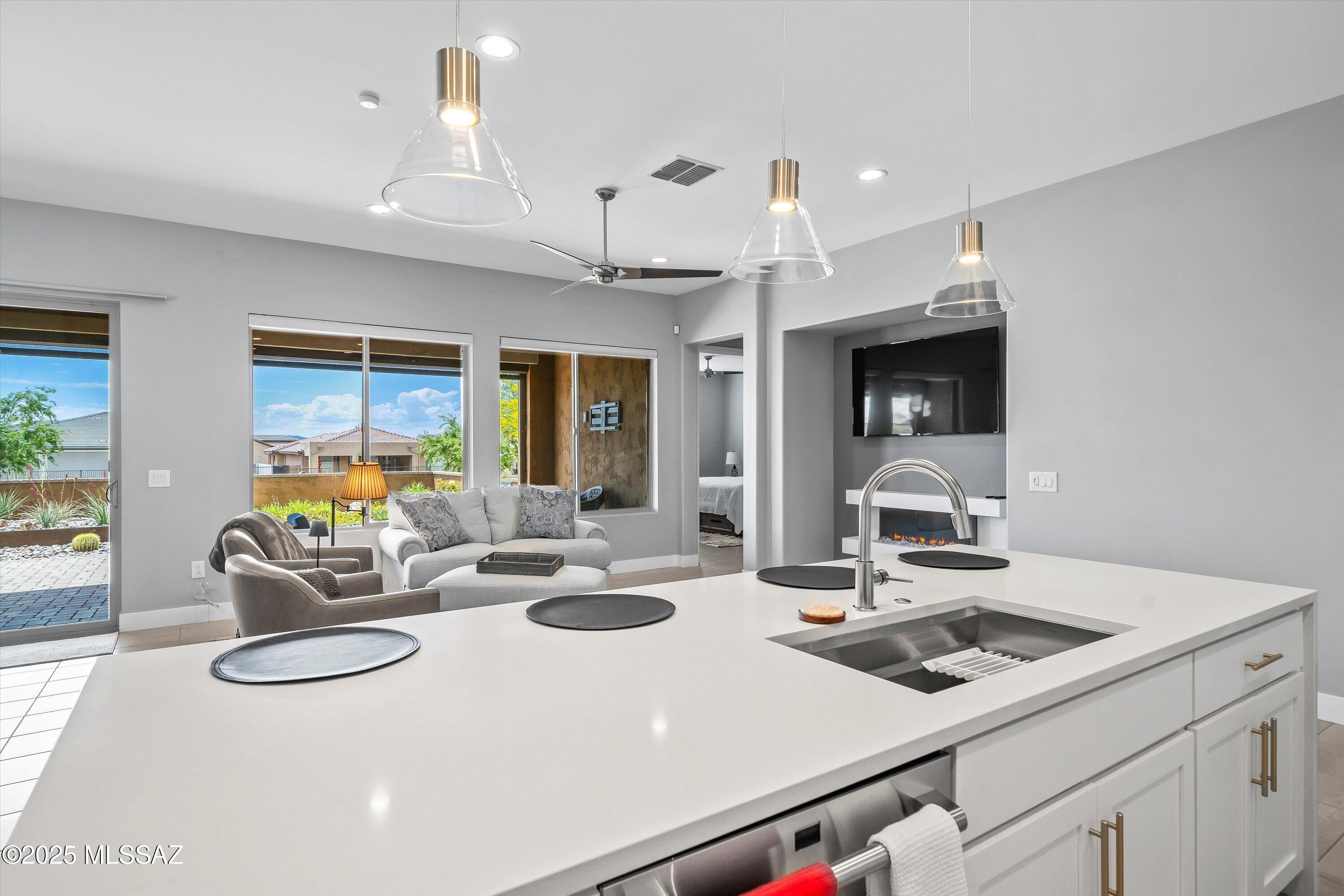 Saddlebrooke Ranch - Residential Lease