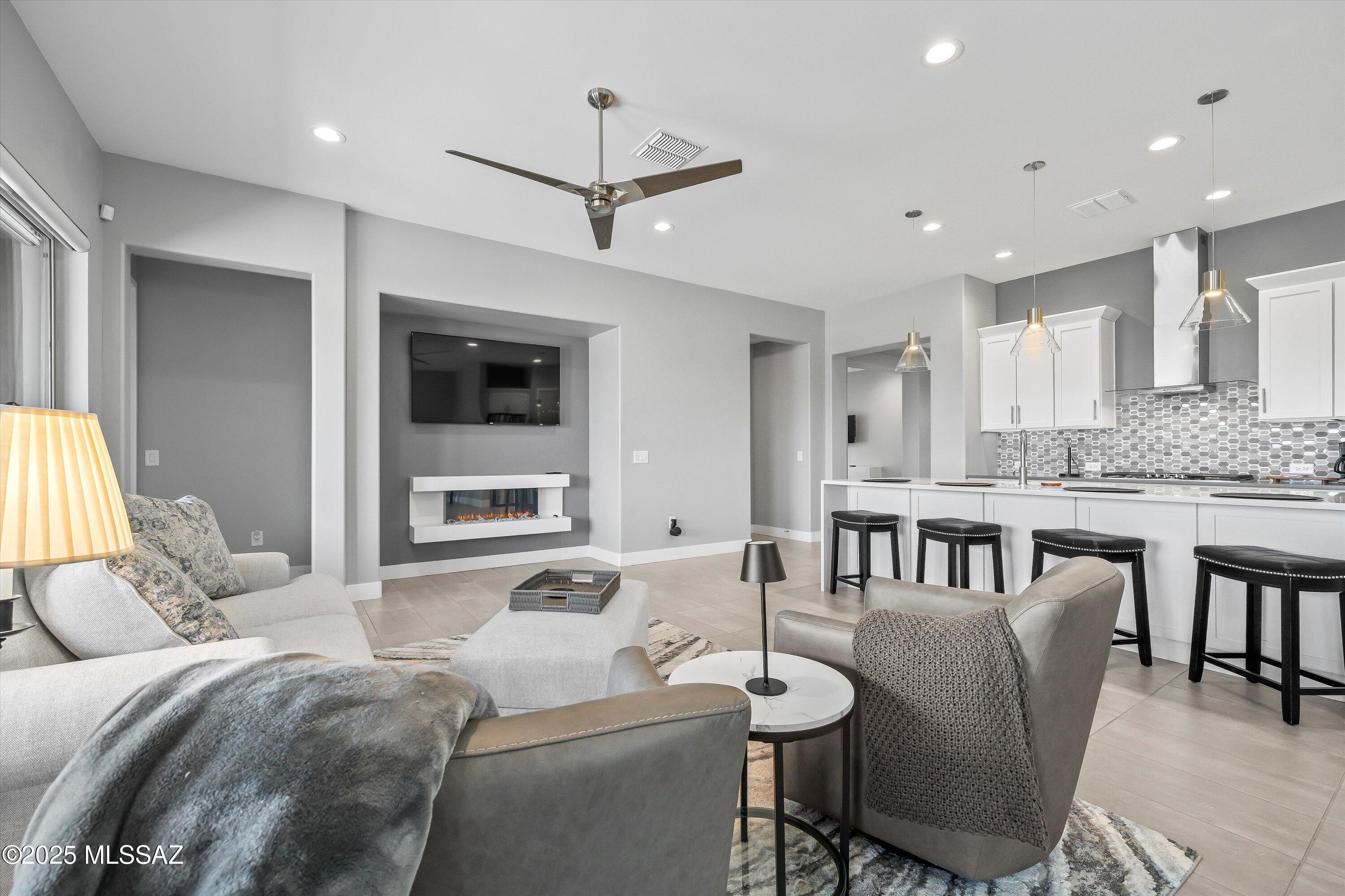 Saddlebrooke Ranch - Residential Lease