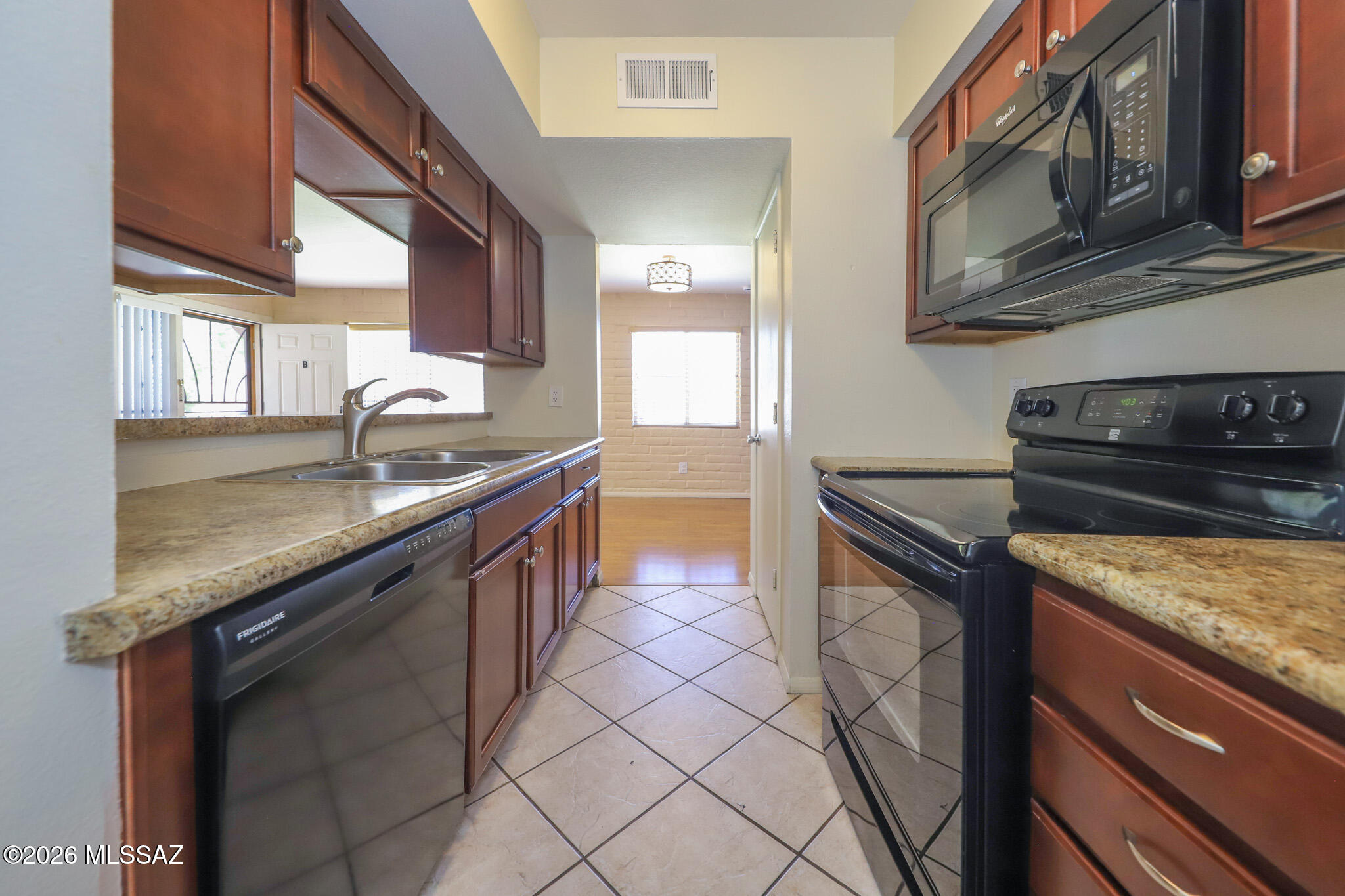 Monte Catalina Estates (1-10) - Residential Lease