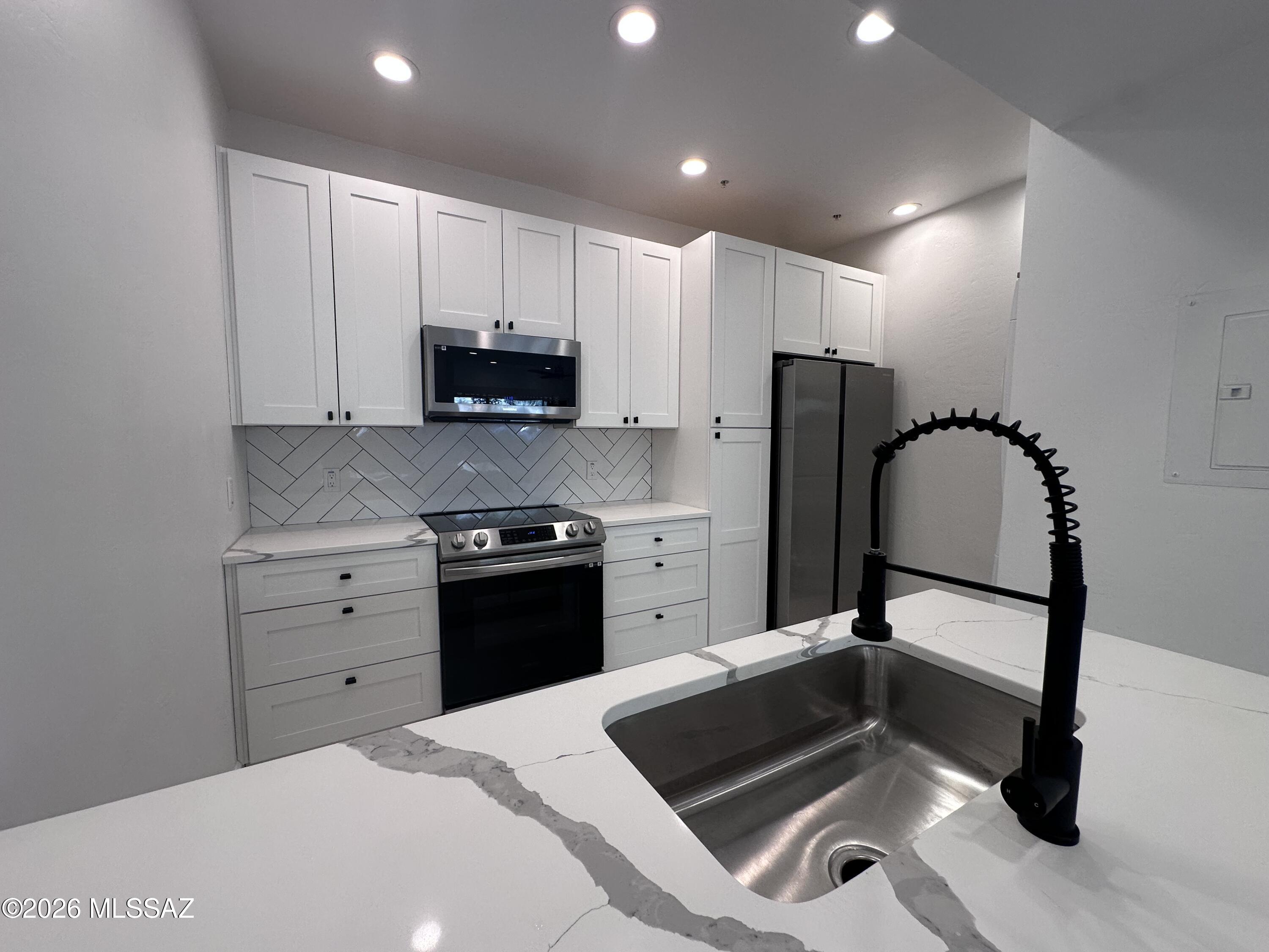 The Boulders at La Reserve Condominiums - Residential