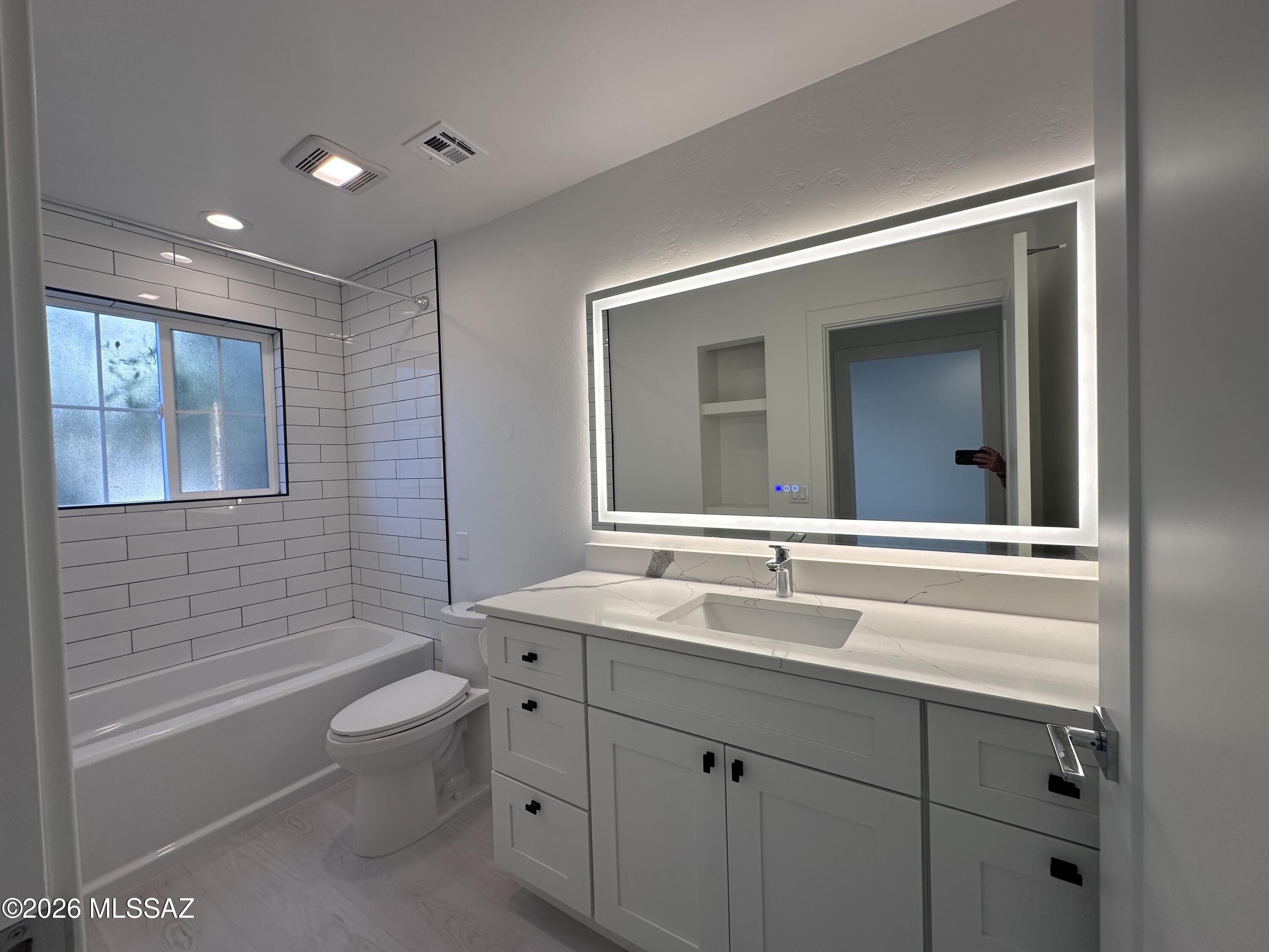 The Boulders at La Reserve Condominiums - Residential