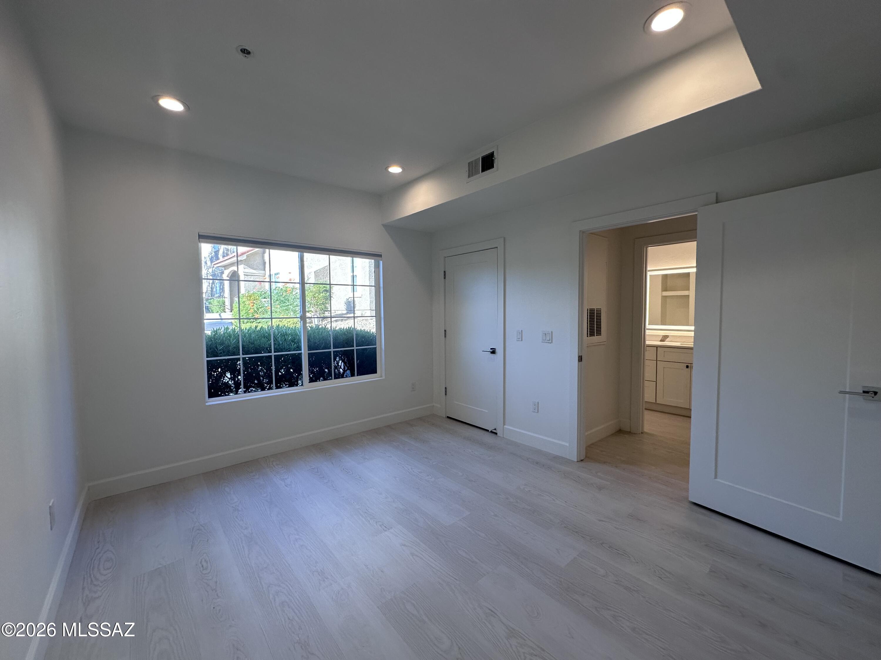 The Boulders at La Reserve Condominiums - Residential