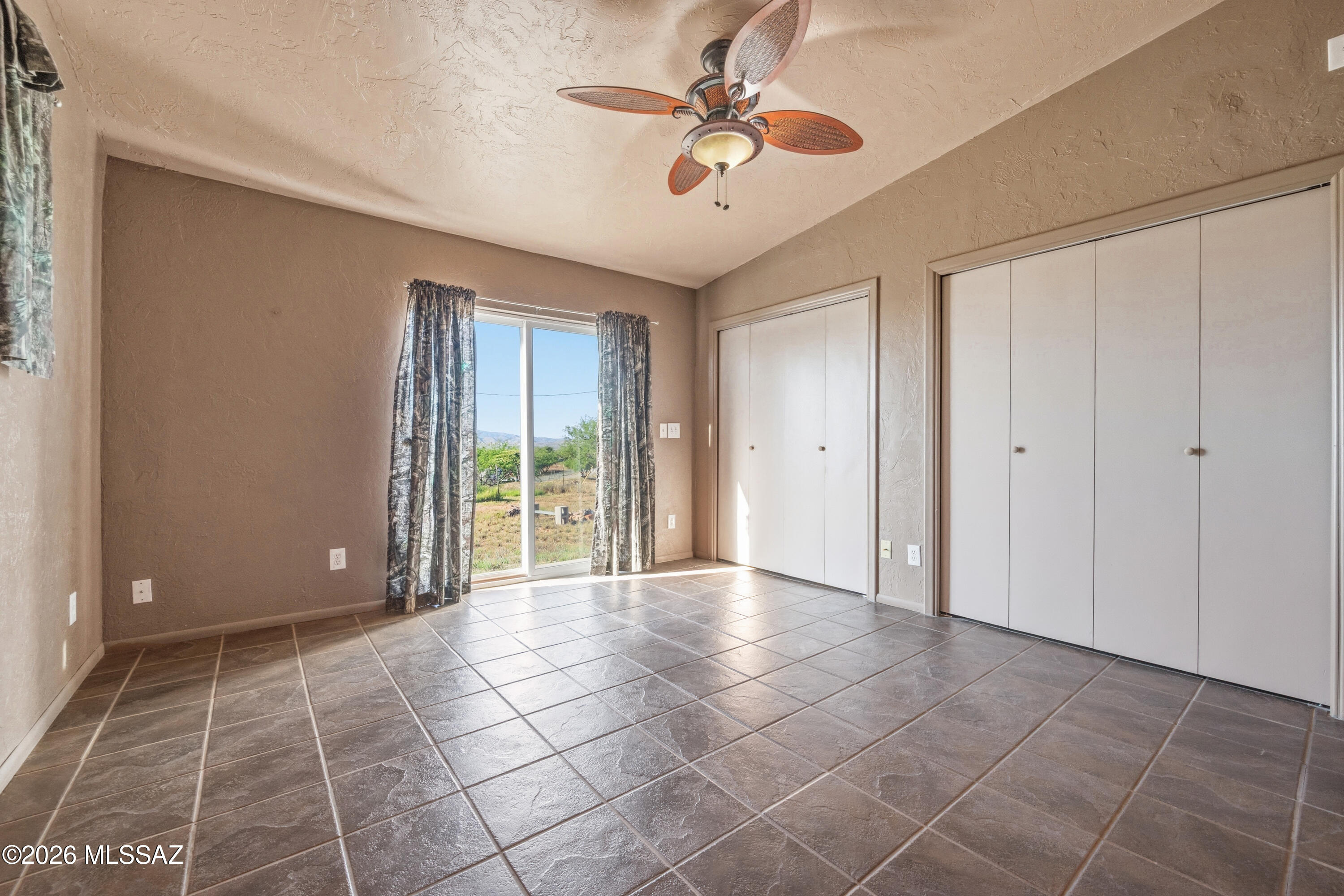 J Six Ranchettes 6 - Residential