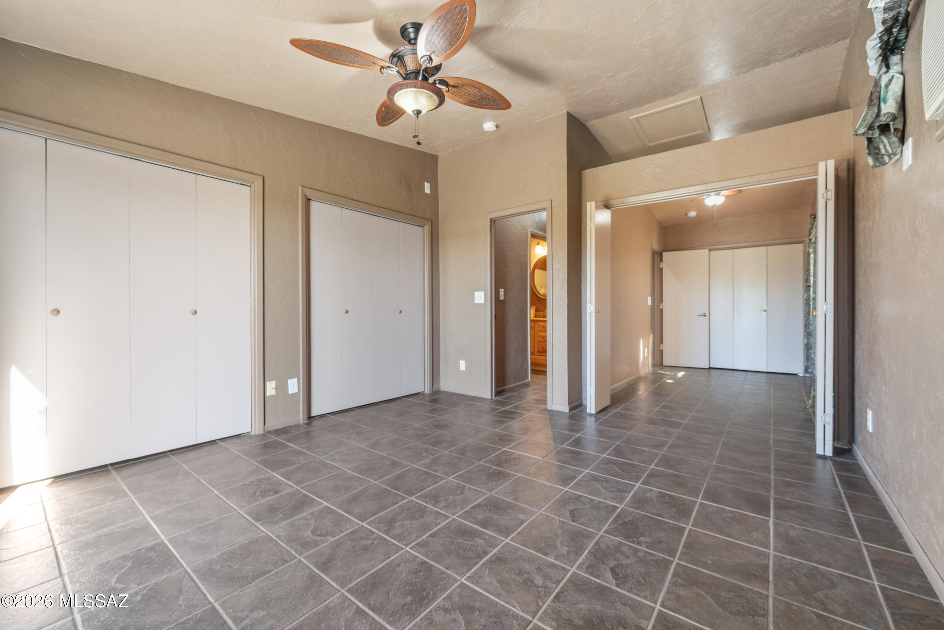 J Six Ranchettes 6 - Residential