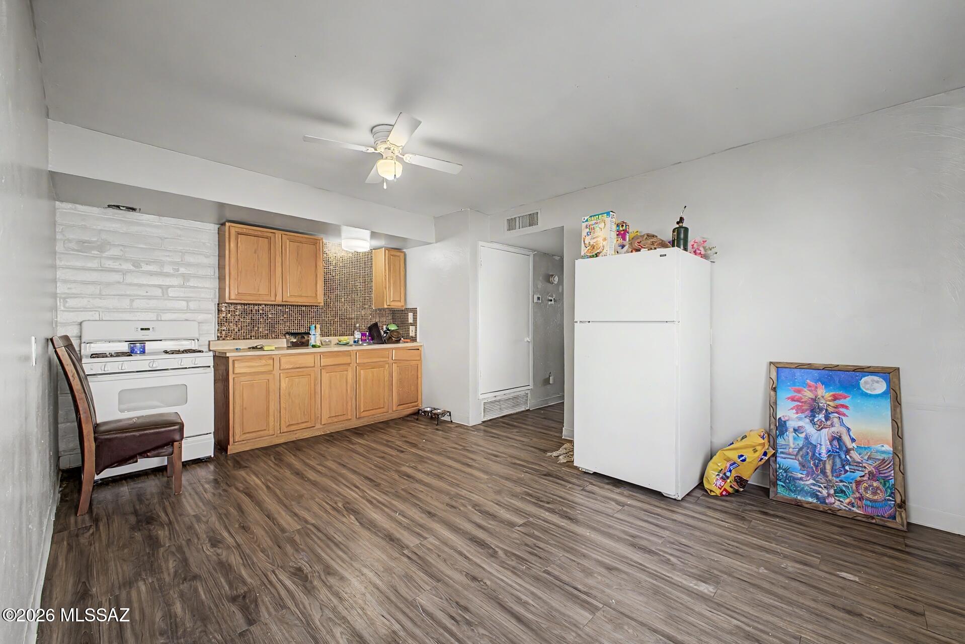 Sunset Villas Add - Residential Income
