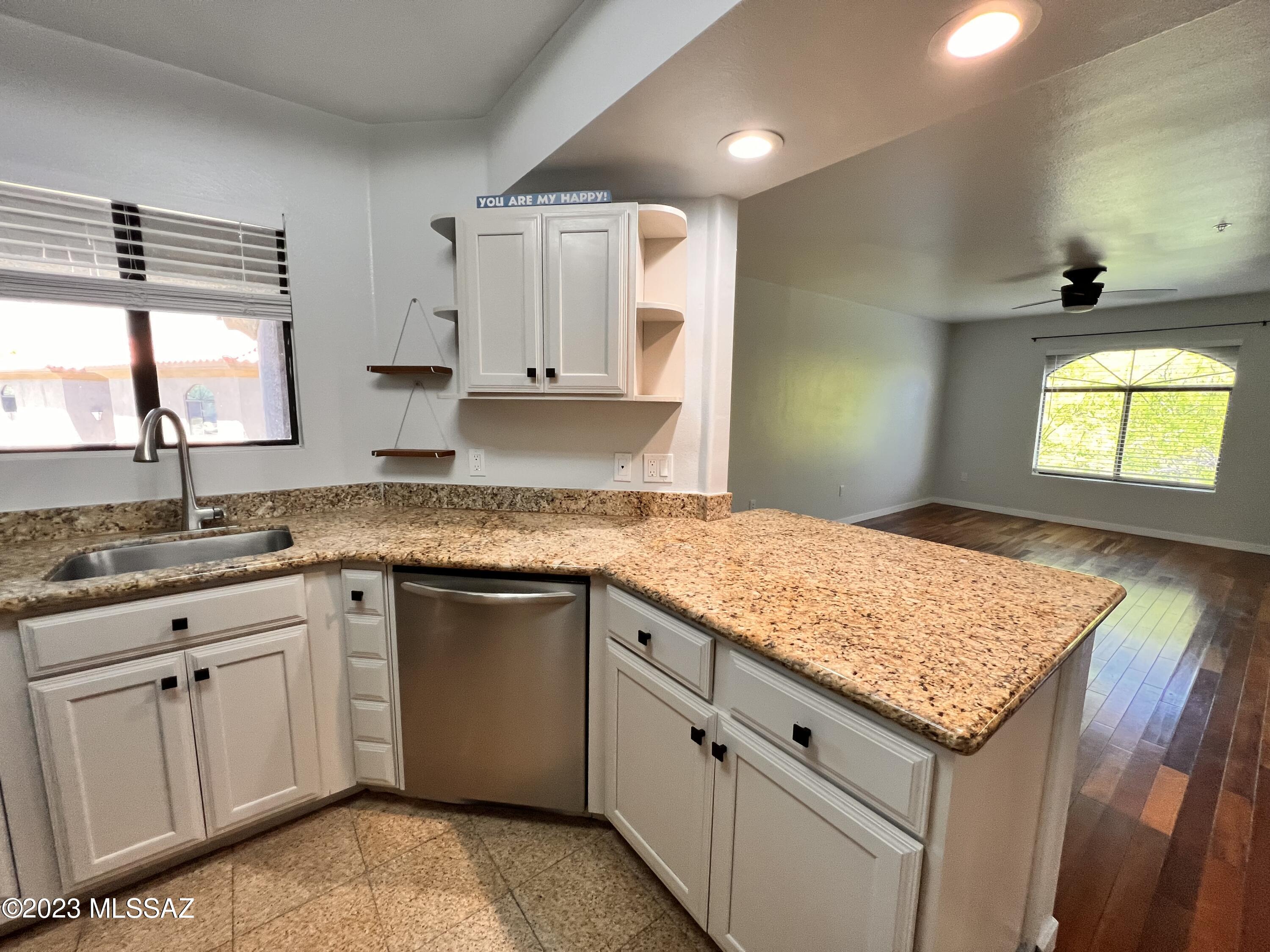 Veranda at Ventana Condominiums - Residential Lease