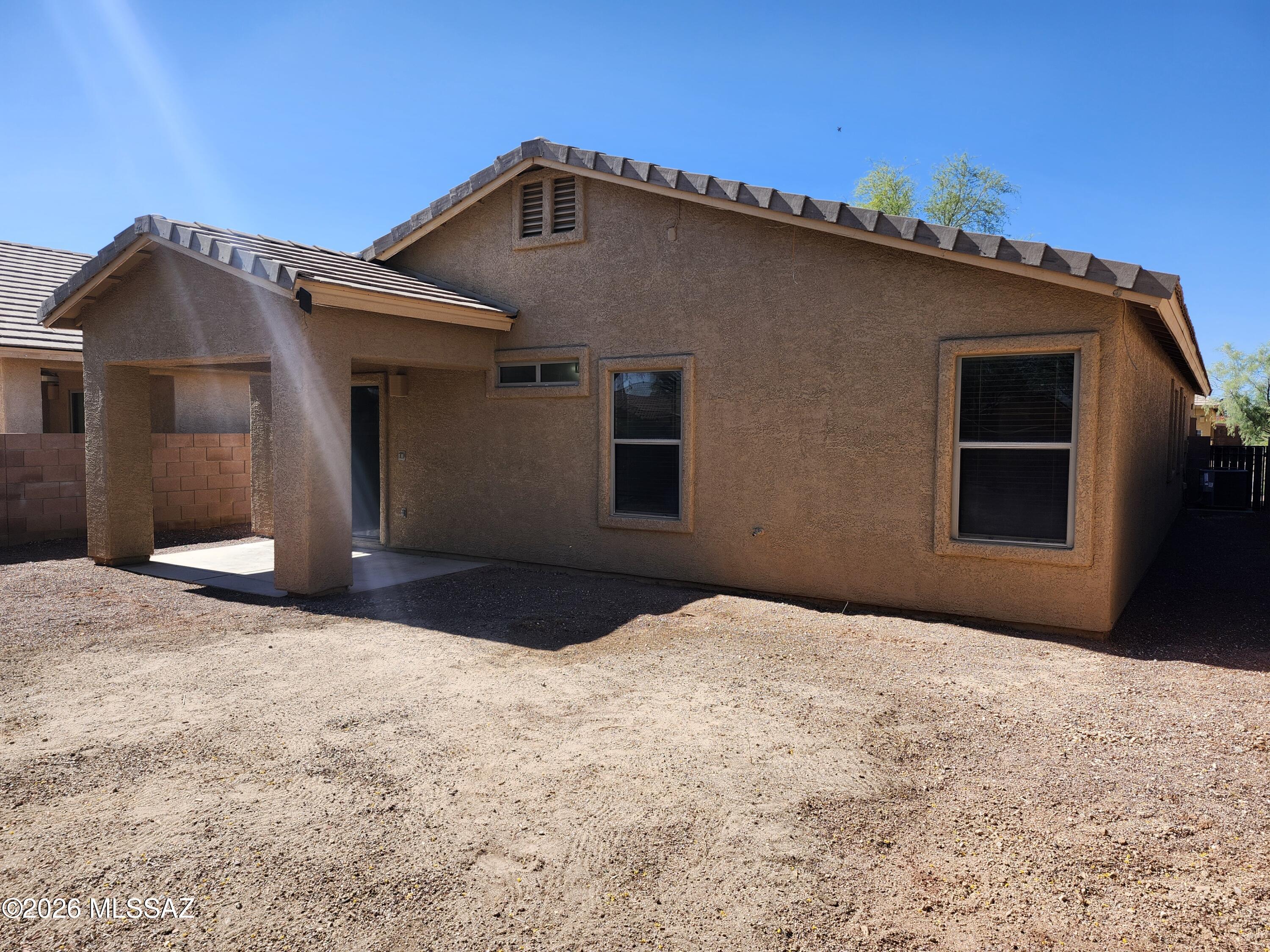 Valencia Reserve South (1-315) - Residential Lease