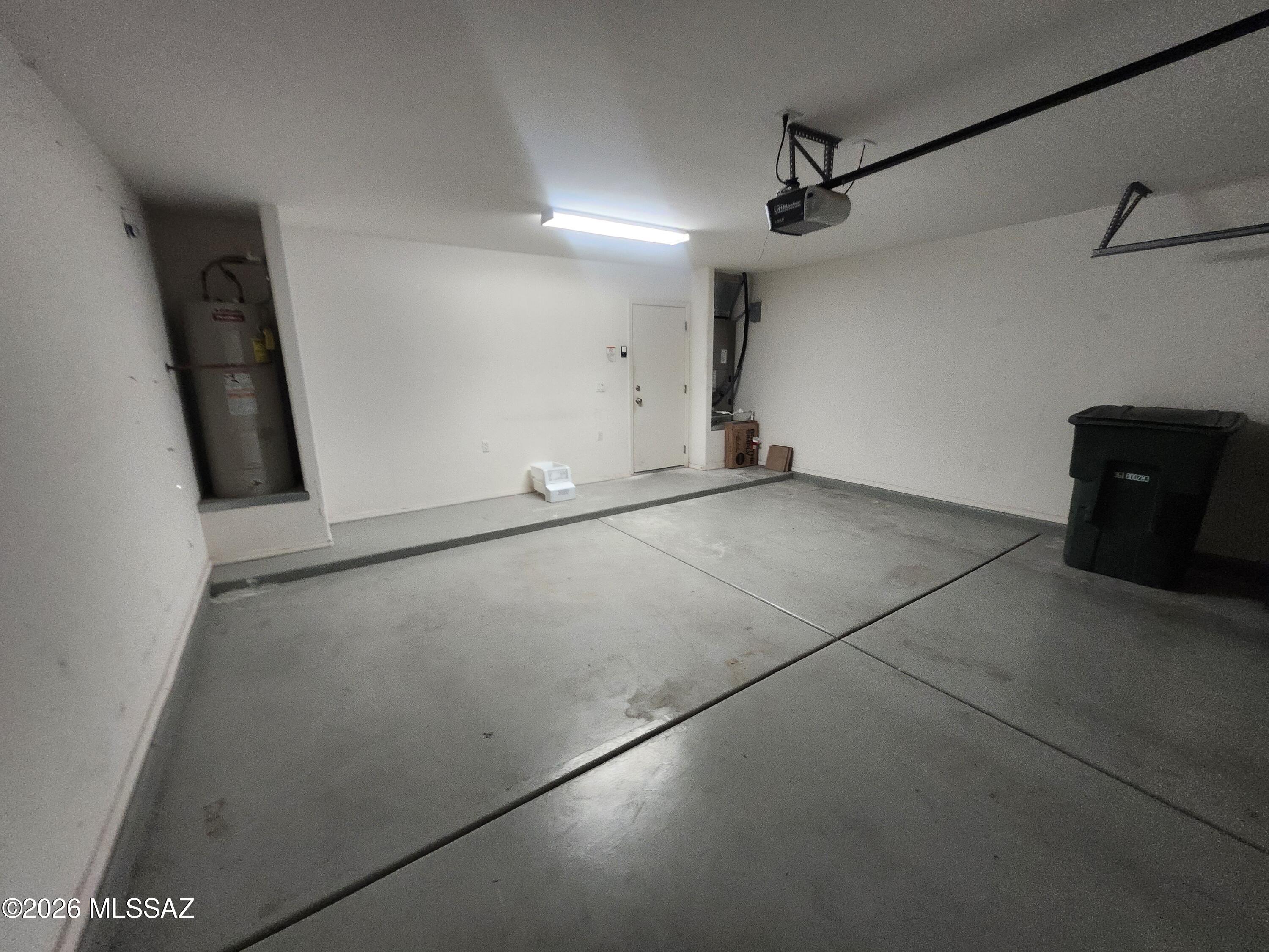 Valencia Reserve South (1-315) - Residential Lease