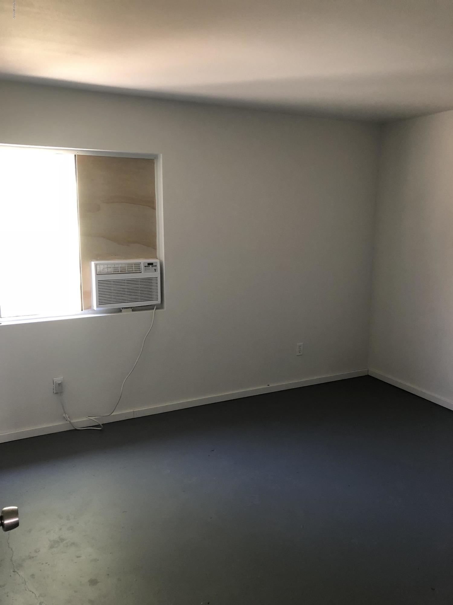 Catalina Poultry Acres NO 3 - Residential Lease