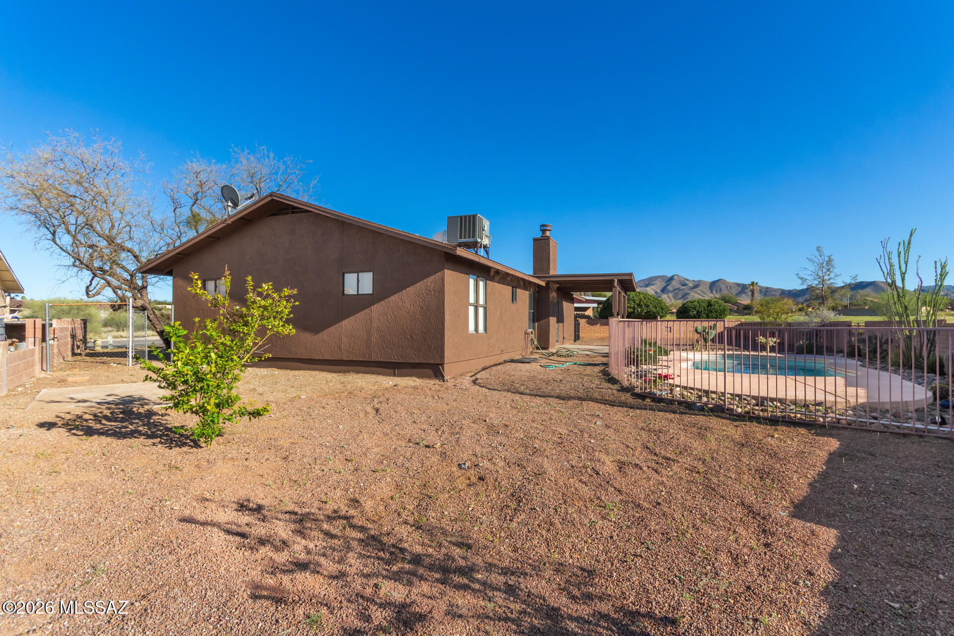 New Tucson Unit NO. 4 (1-203) - Residential