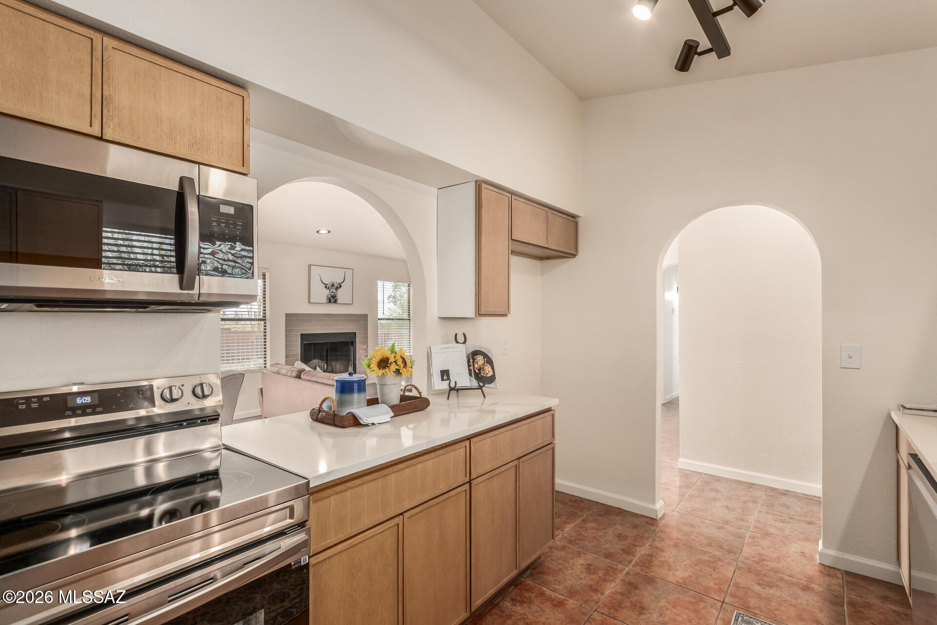 New Tucson Unit NO. 4 (1-203) - Residential
