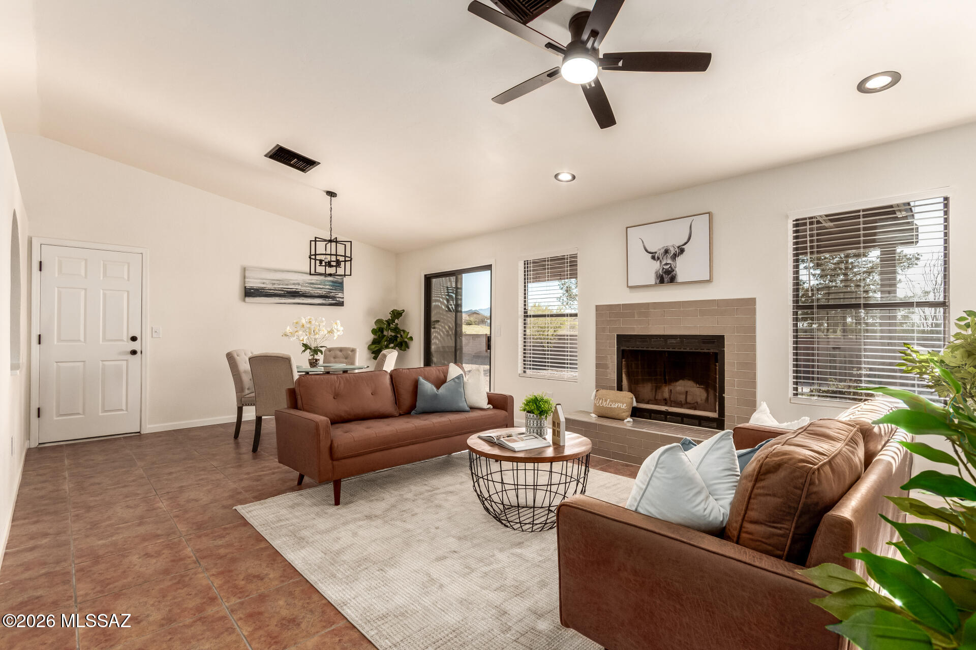 New Tucson Unit NO. 4 (1-203) - Residential