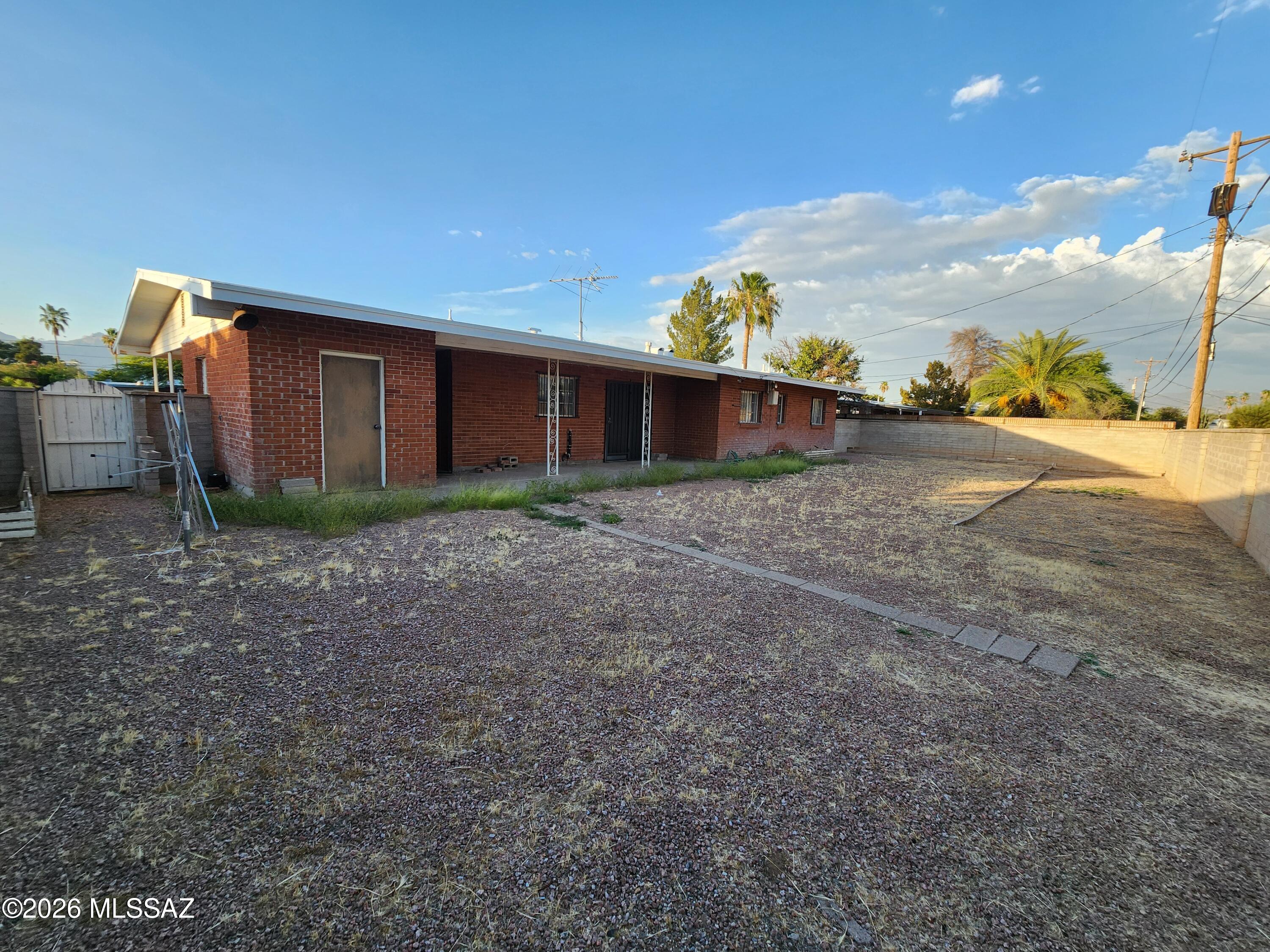 San Fernando Village - Residential