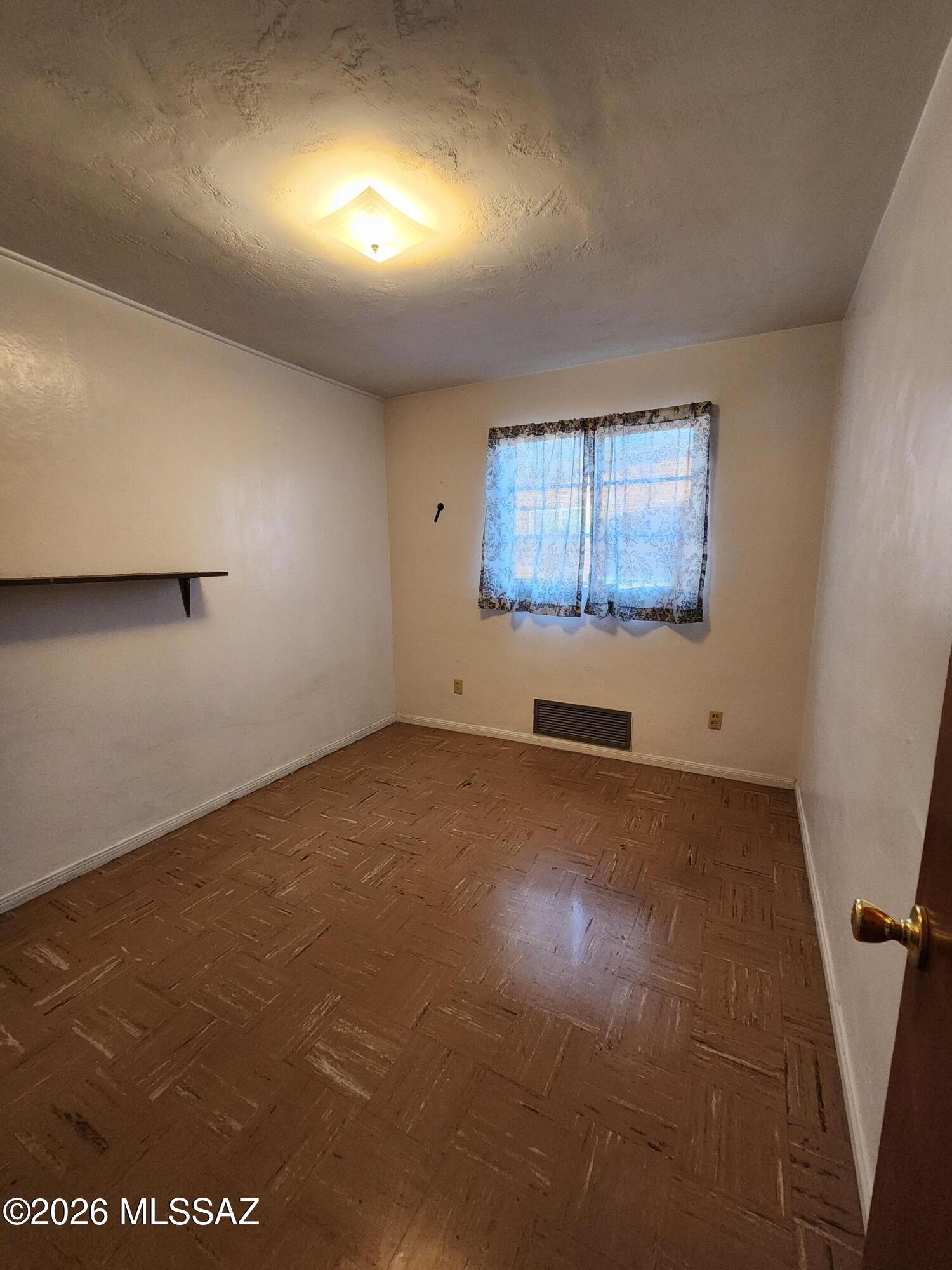 San Fernando Village - Residential