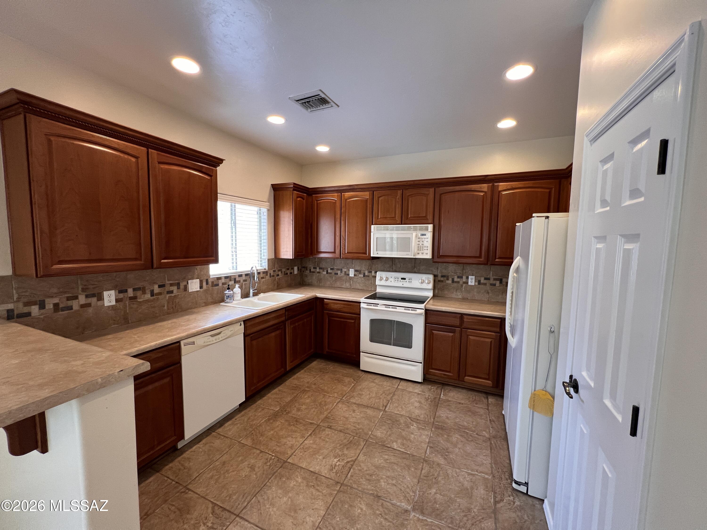 Valle Hermoso - Residential Lease