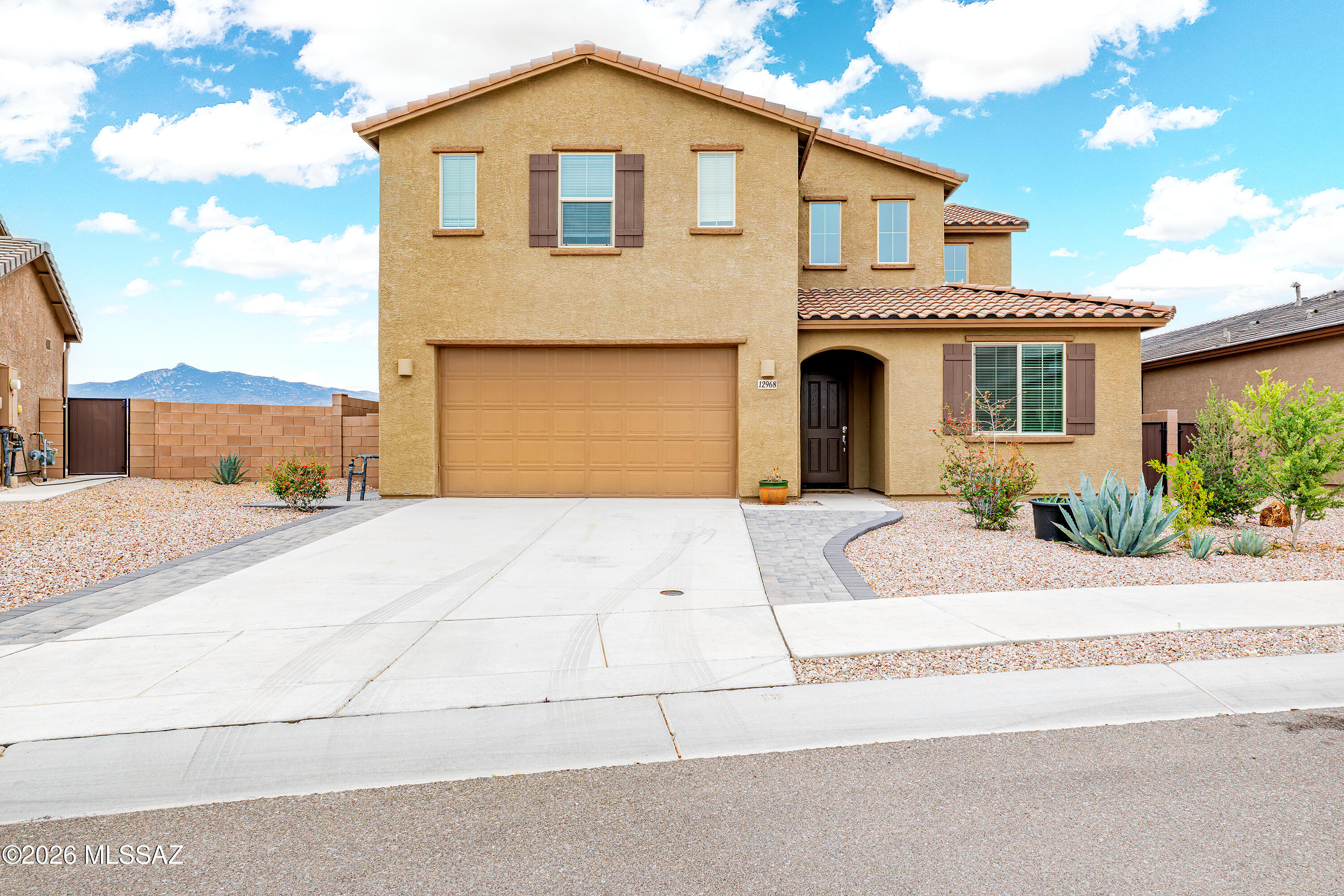 The Vistas At Rincon Knolls SQ20152600506 - Residential
